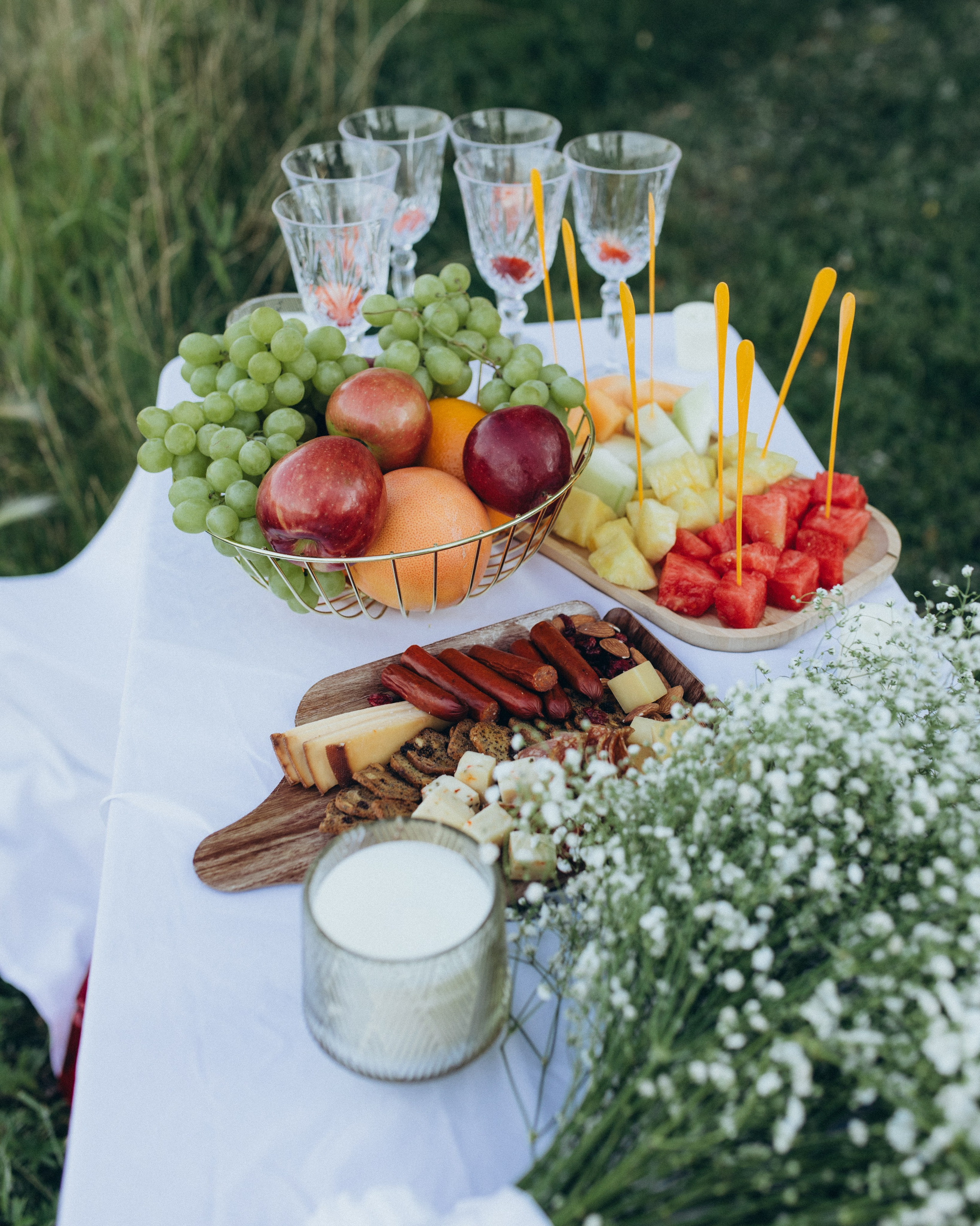 …. Wedding and family photographer in Calgary