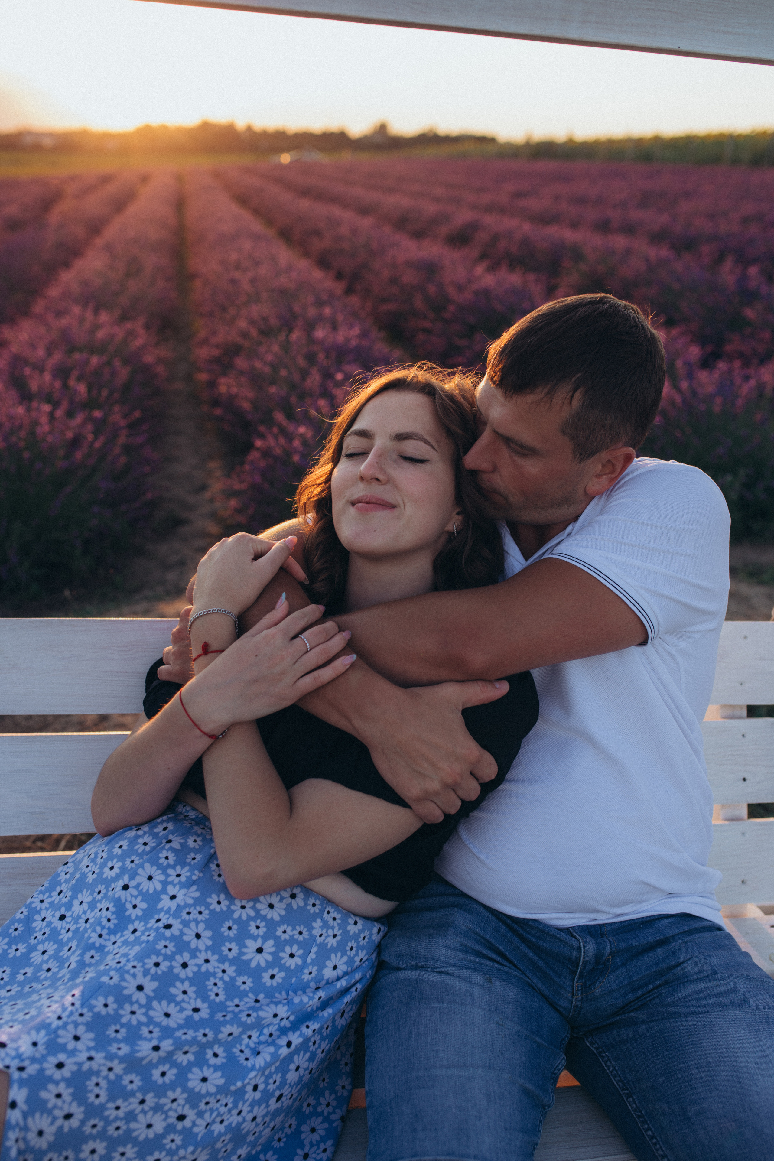 Natasha. Wedding and family photographer in Calgary