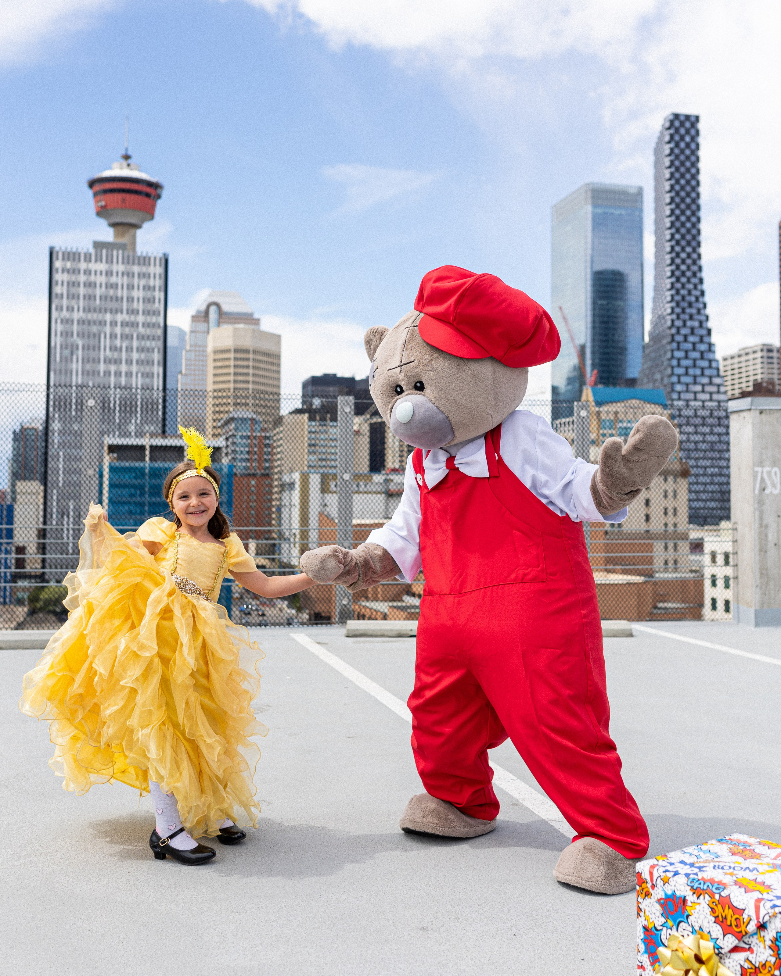 Joy. Wedding and family photographer in Calgary
