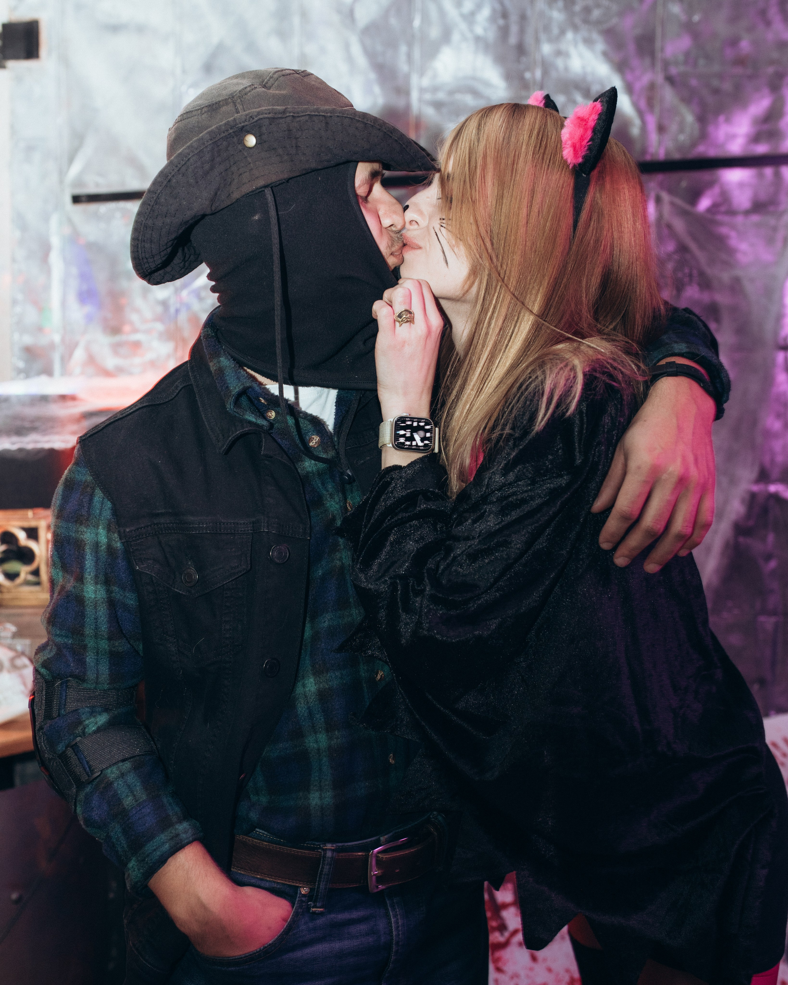 Halloween Photography — Magic of Costumes and Night Vibes. Wedding and family photographer in Calgary