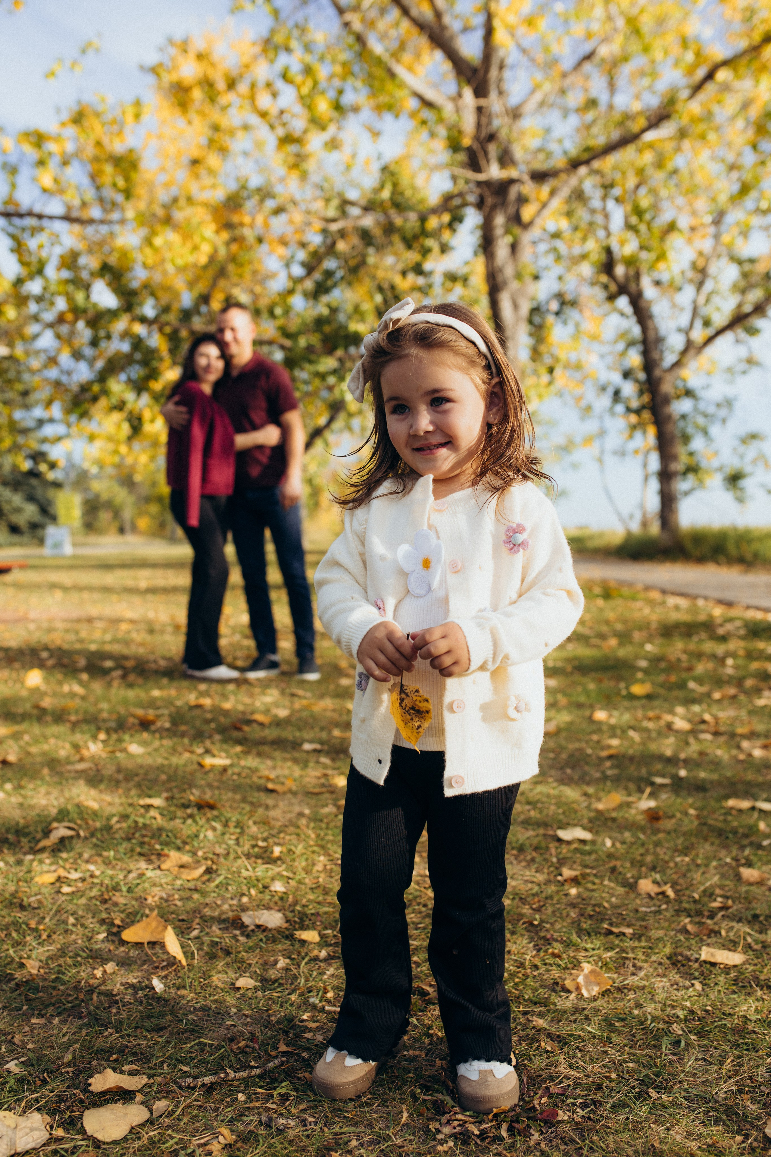Autumn Warmth in Every Frame. Wedding and family photographer in Calgary