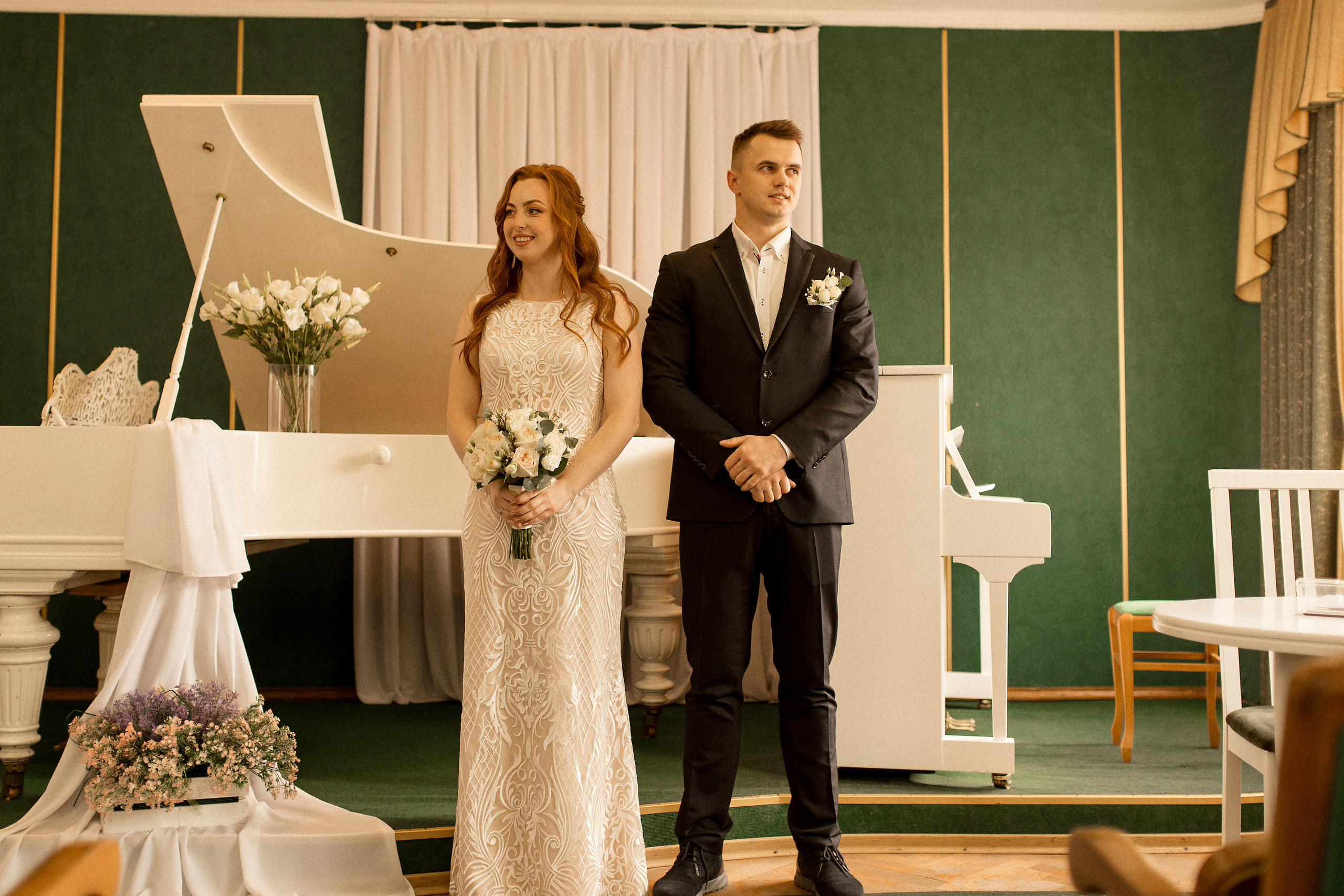 Anna and Sasha. Wedding and family photographer in Calgary