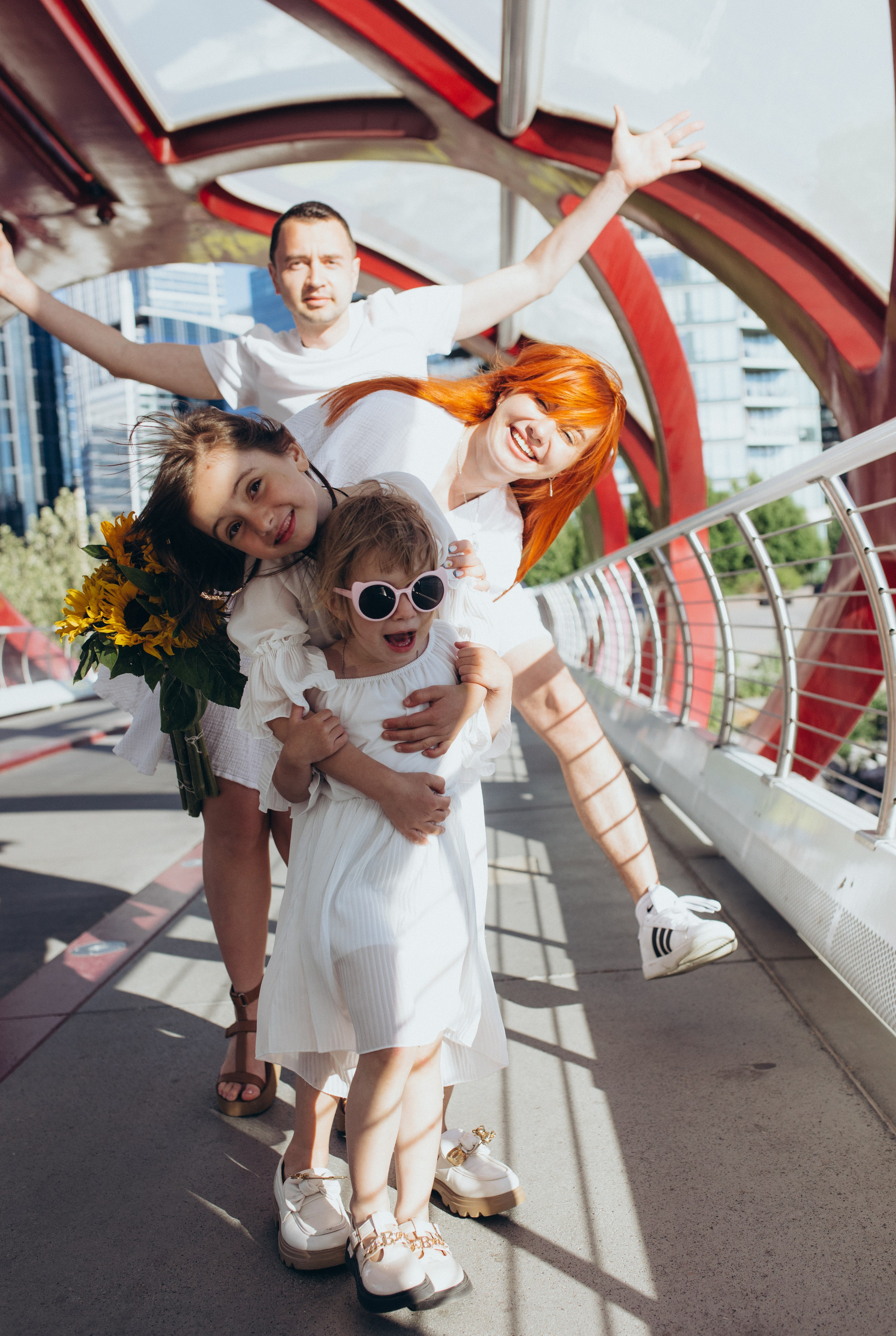 Alina family. Wedding and family photographer in Calgary