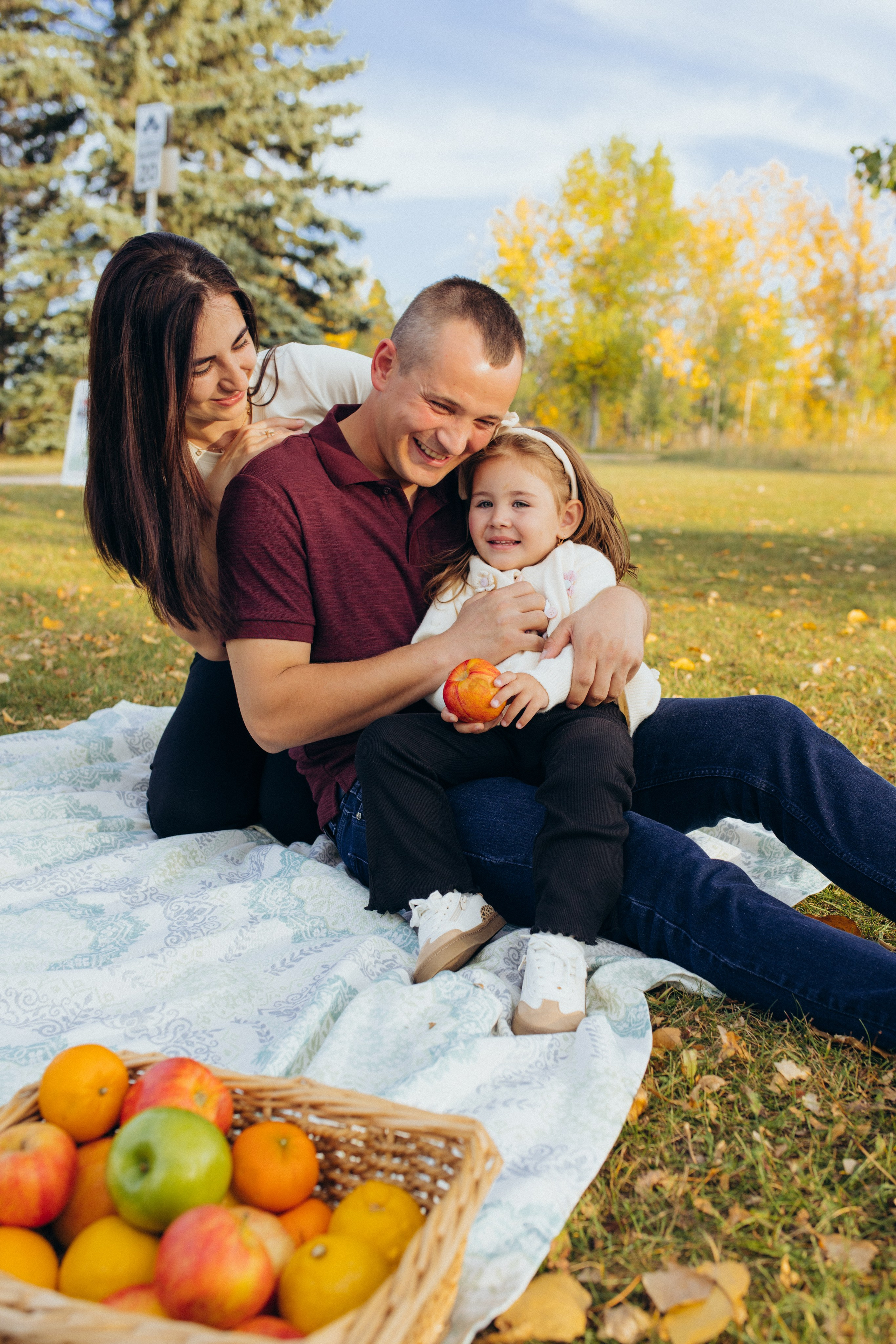 Autumn Warmth in Every Frame. Wedding and family photographer in Calgary