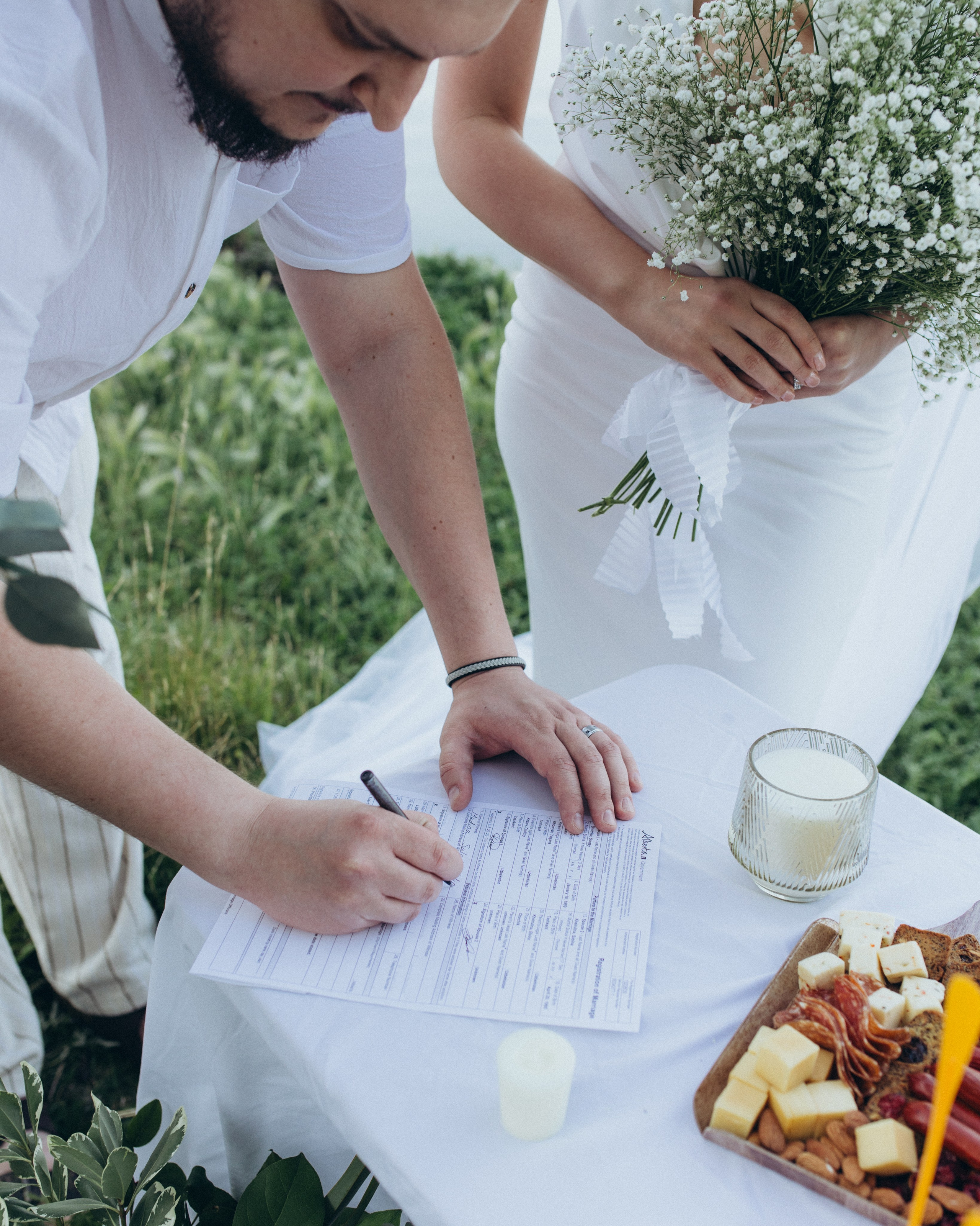 …. Wedding and family photographer in Calgary