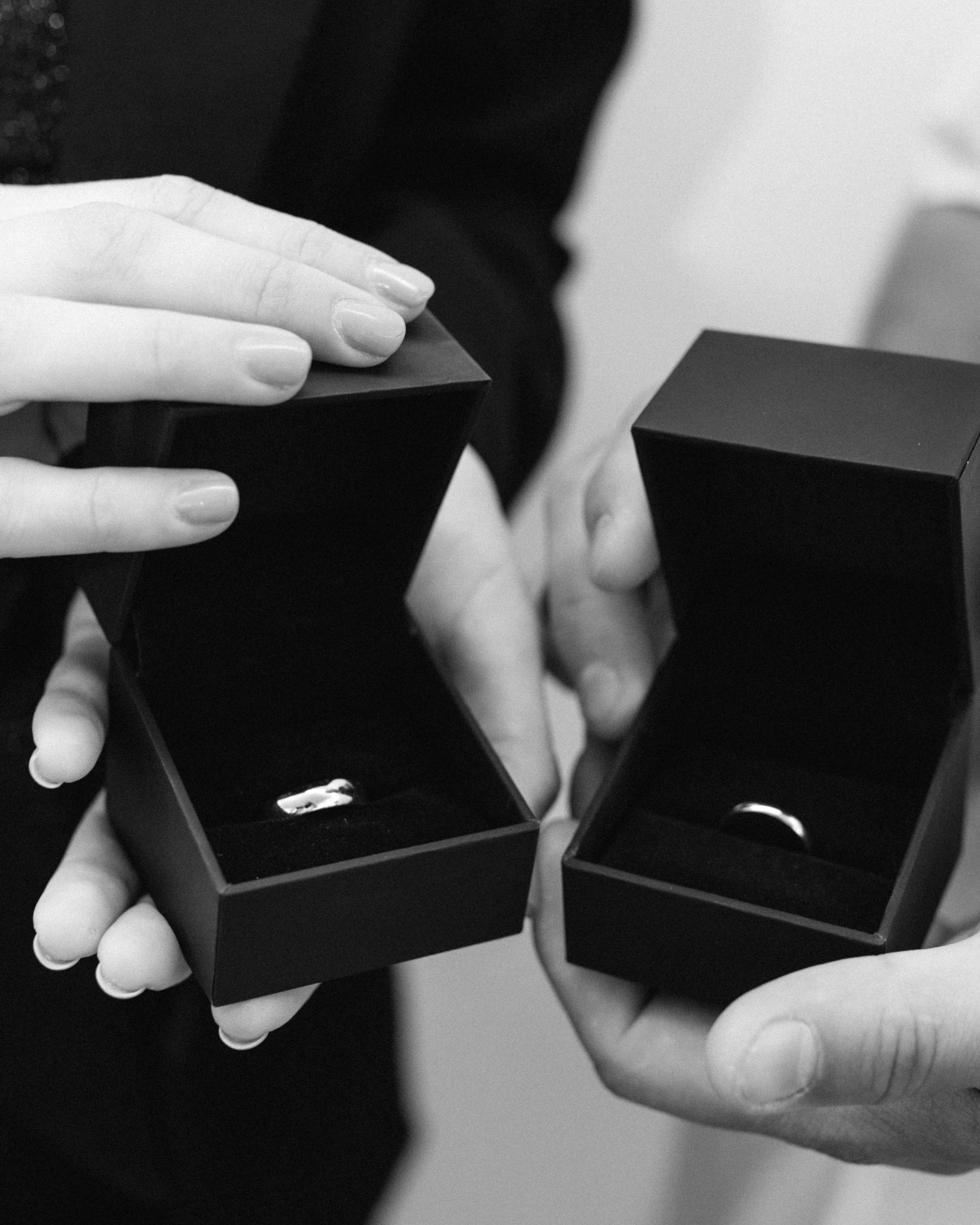 Olha & Ali. Wedding and family photographer in Calgary