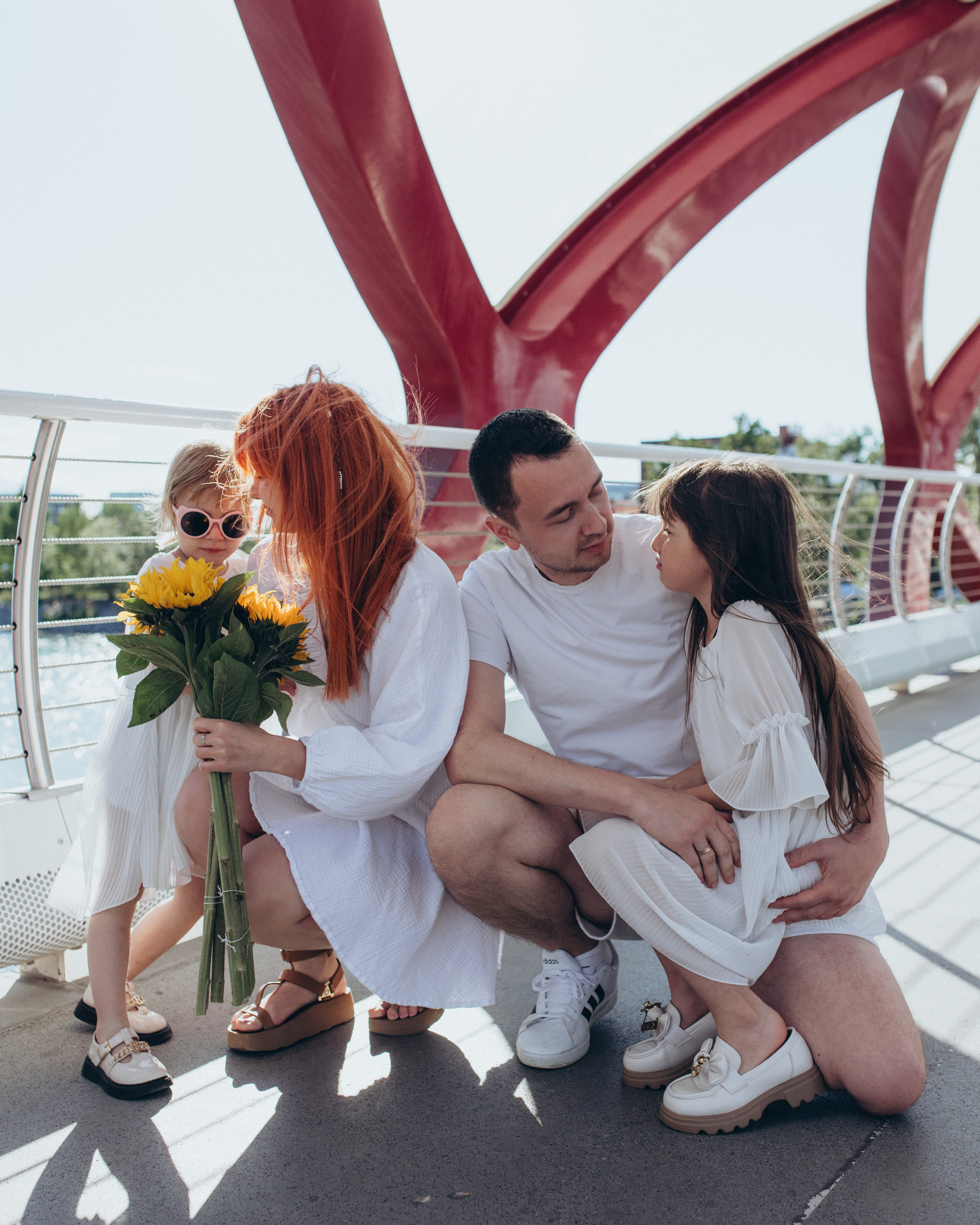 Alina family. Wedding and family photographer in Calgary