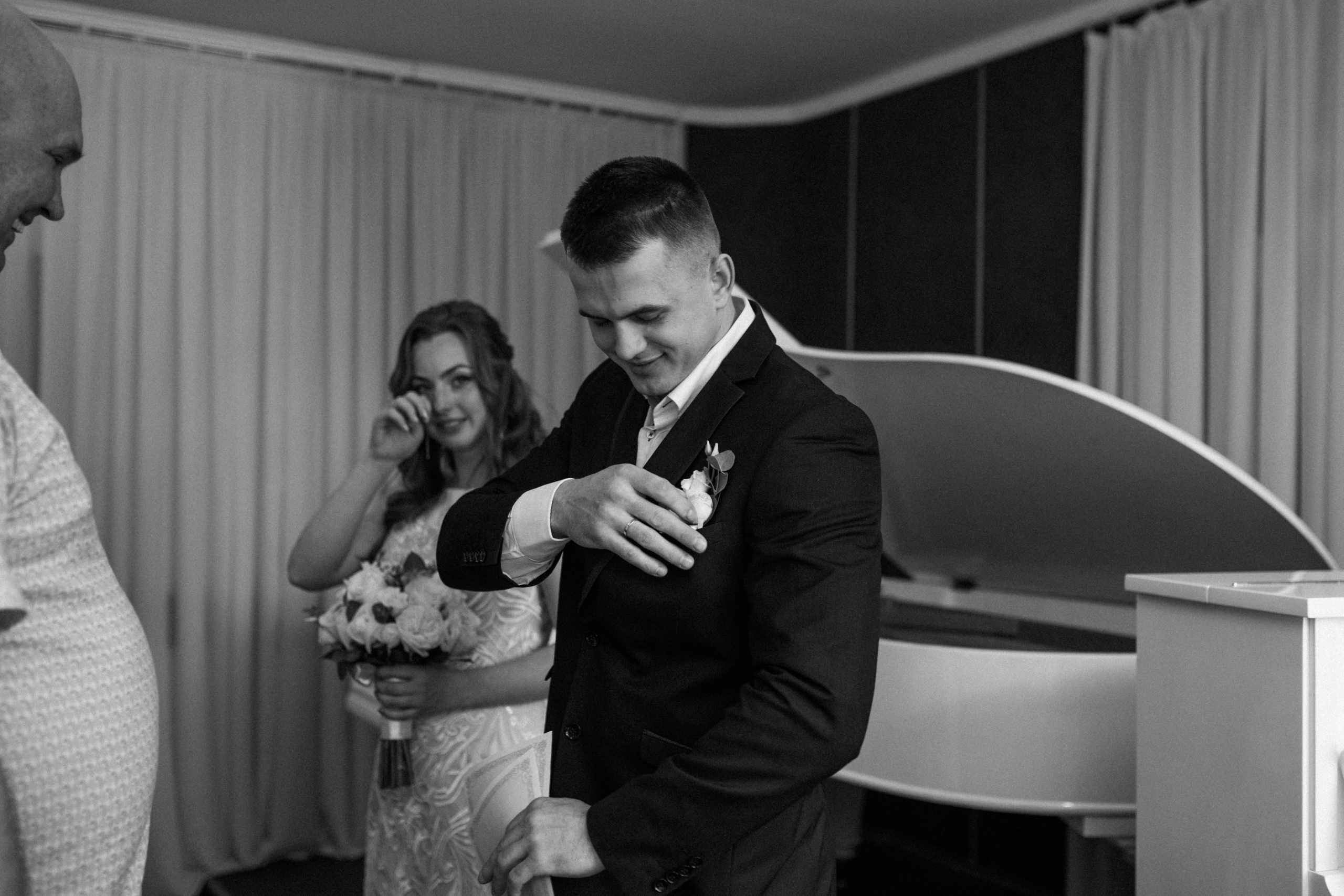 Anna and Sasha. Wedding and family photographer in Calgary