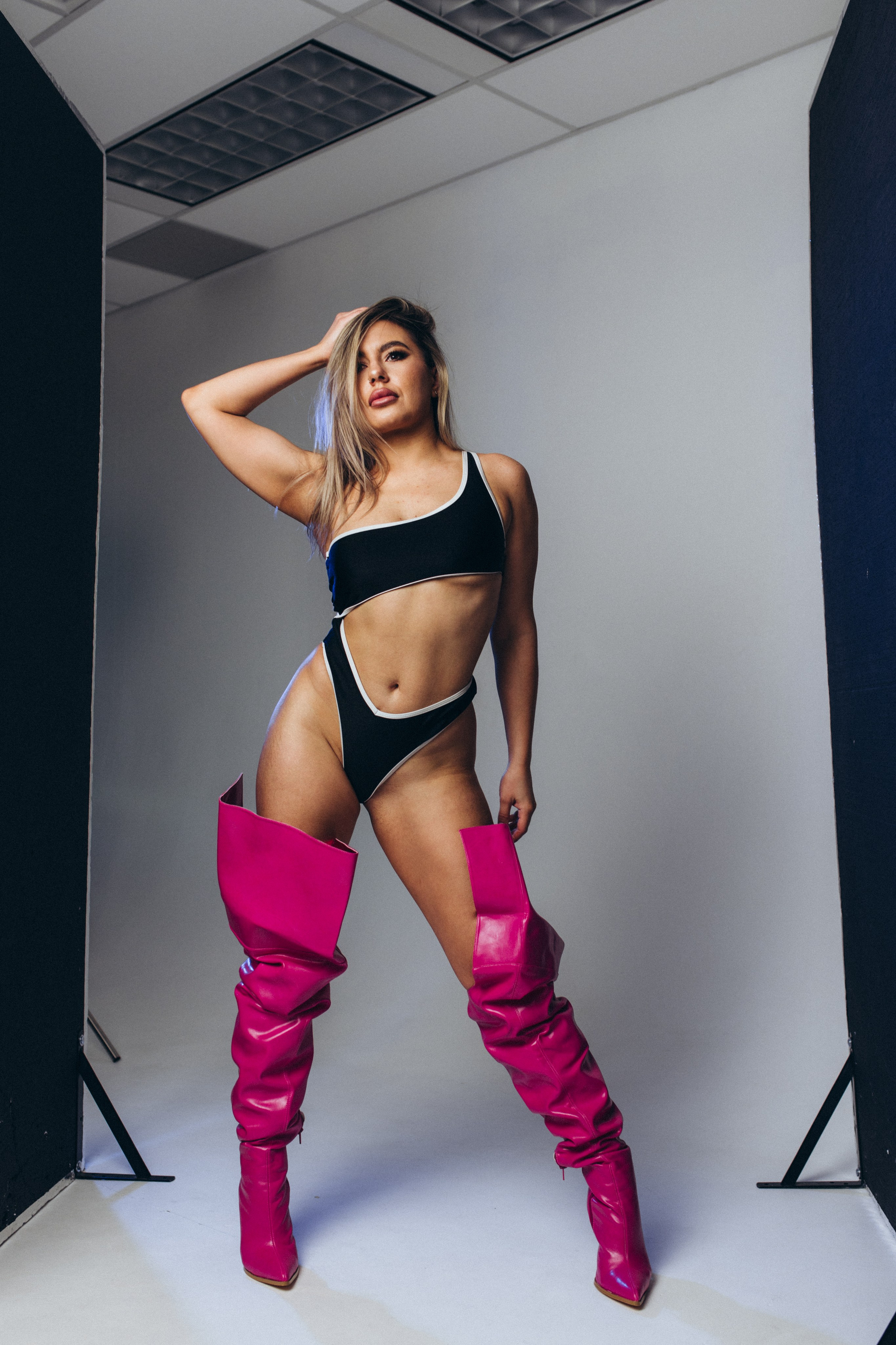 Portreit. Wedding and family photographer in Calgary