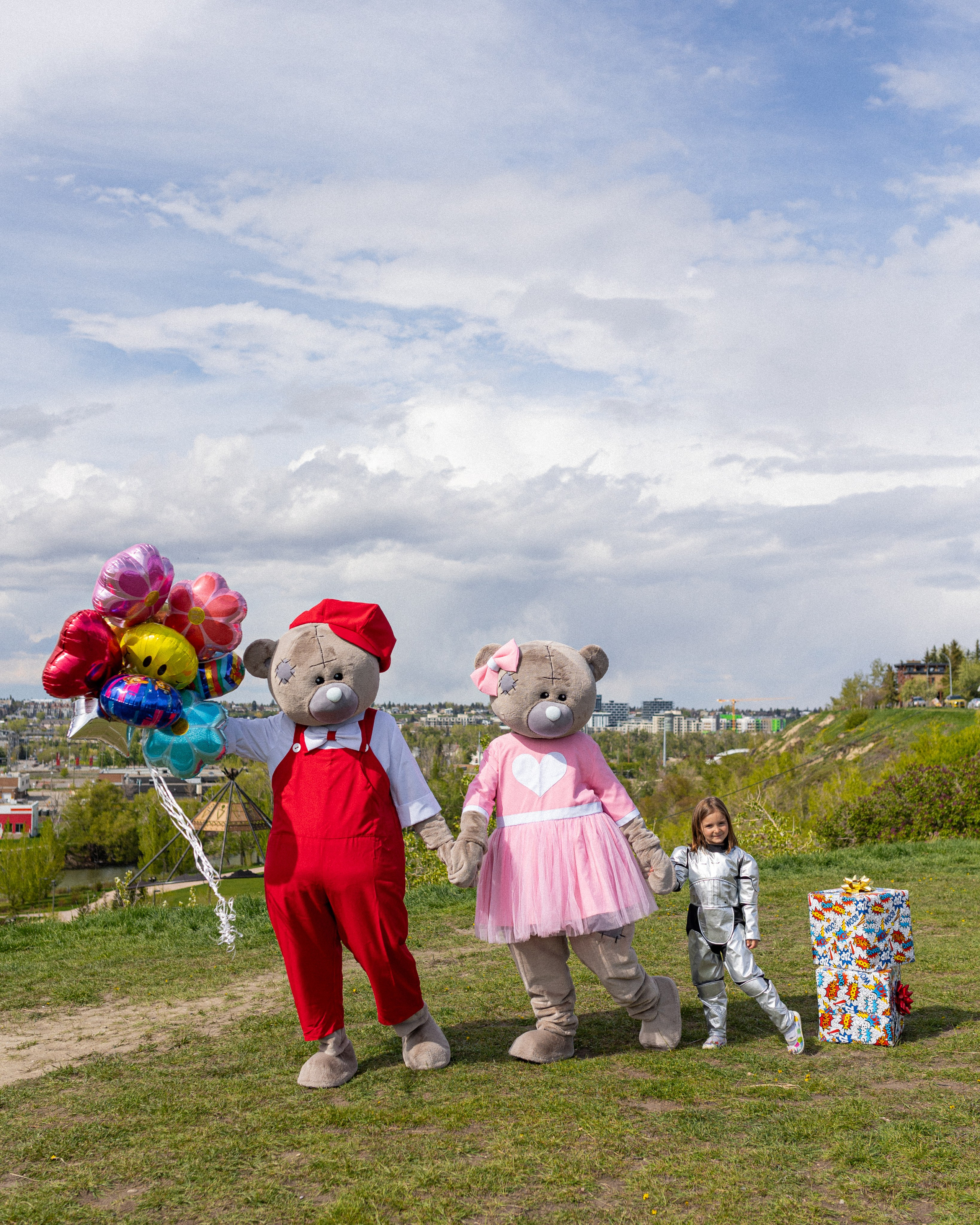 Joy. Wedding and family photographer in Calgary