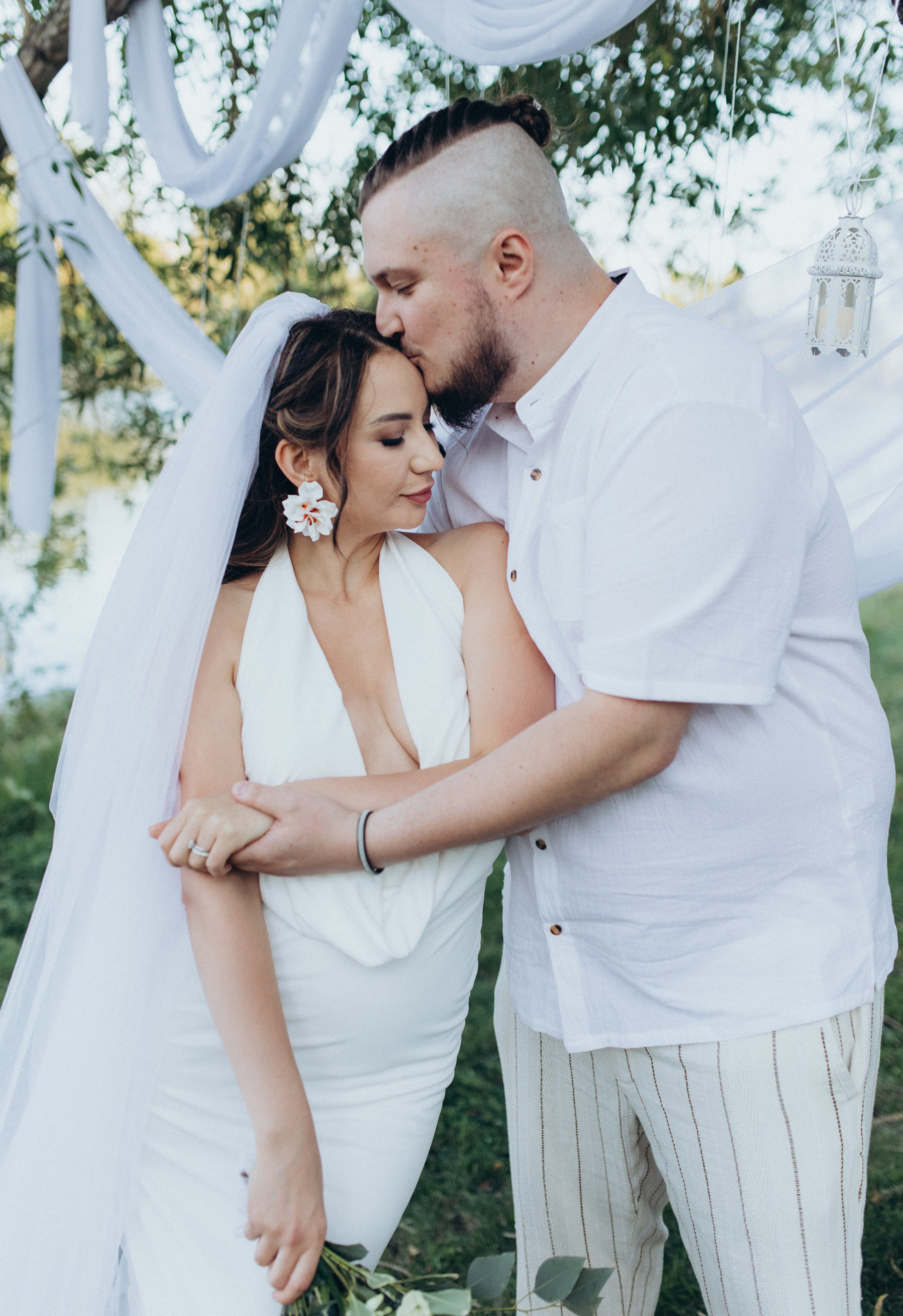 …. Wedding and family photographer in Calgary