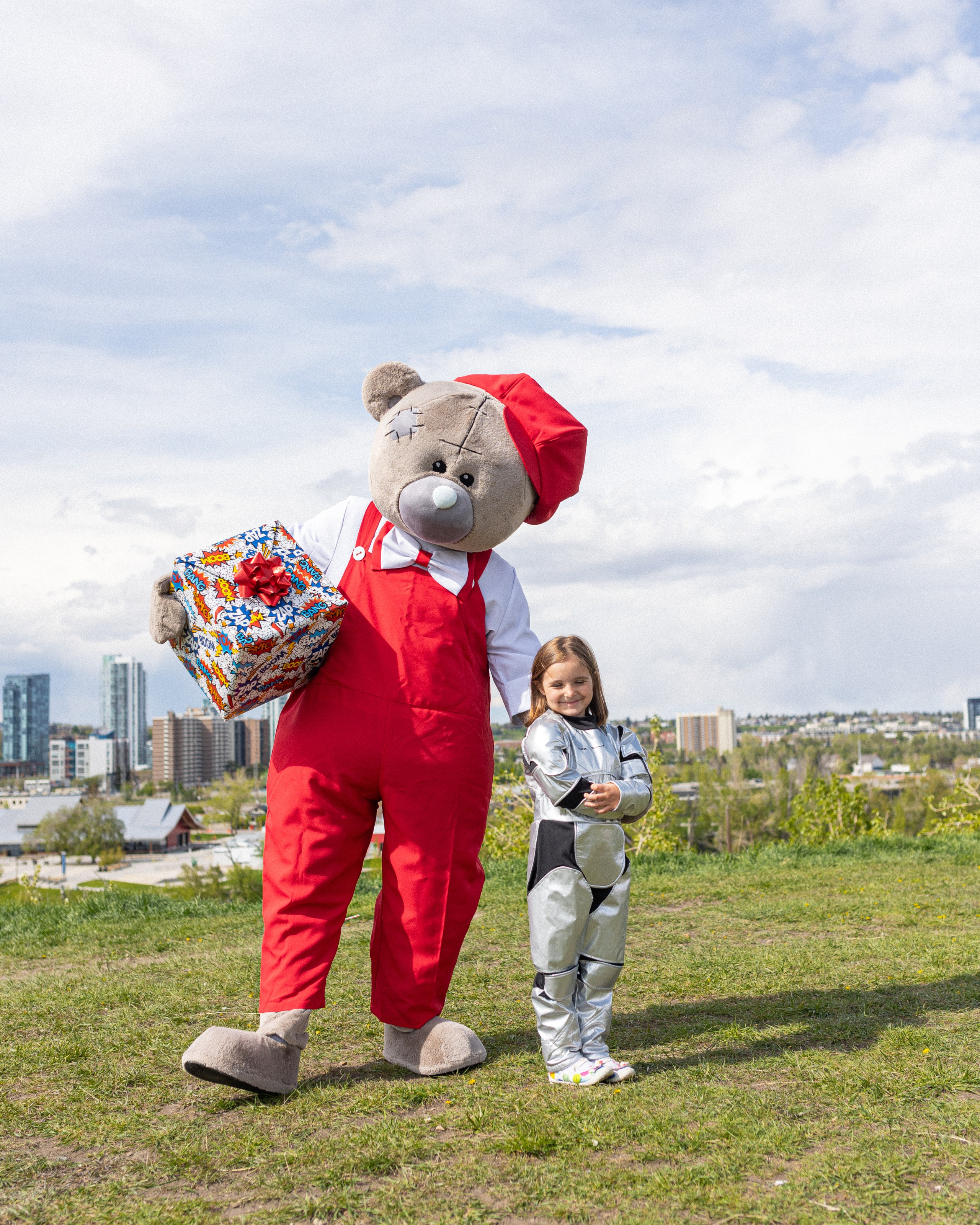 Joy. Wedding and family photographer in Calgary