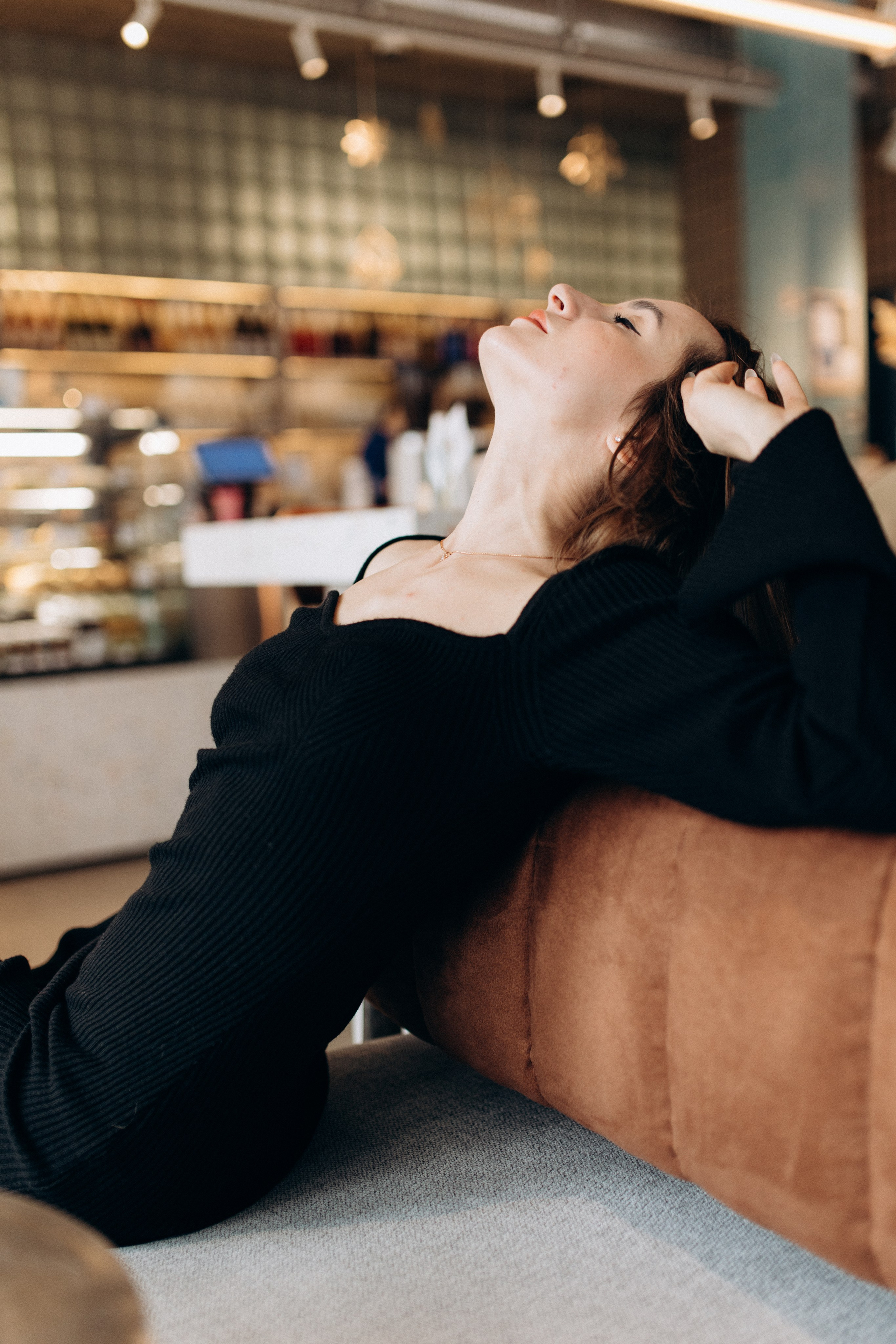 Lili. Wedding and family photographer in Calgary