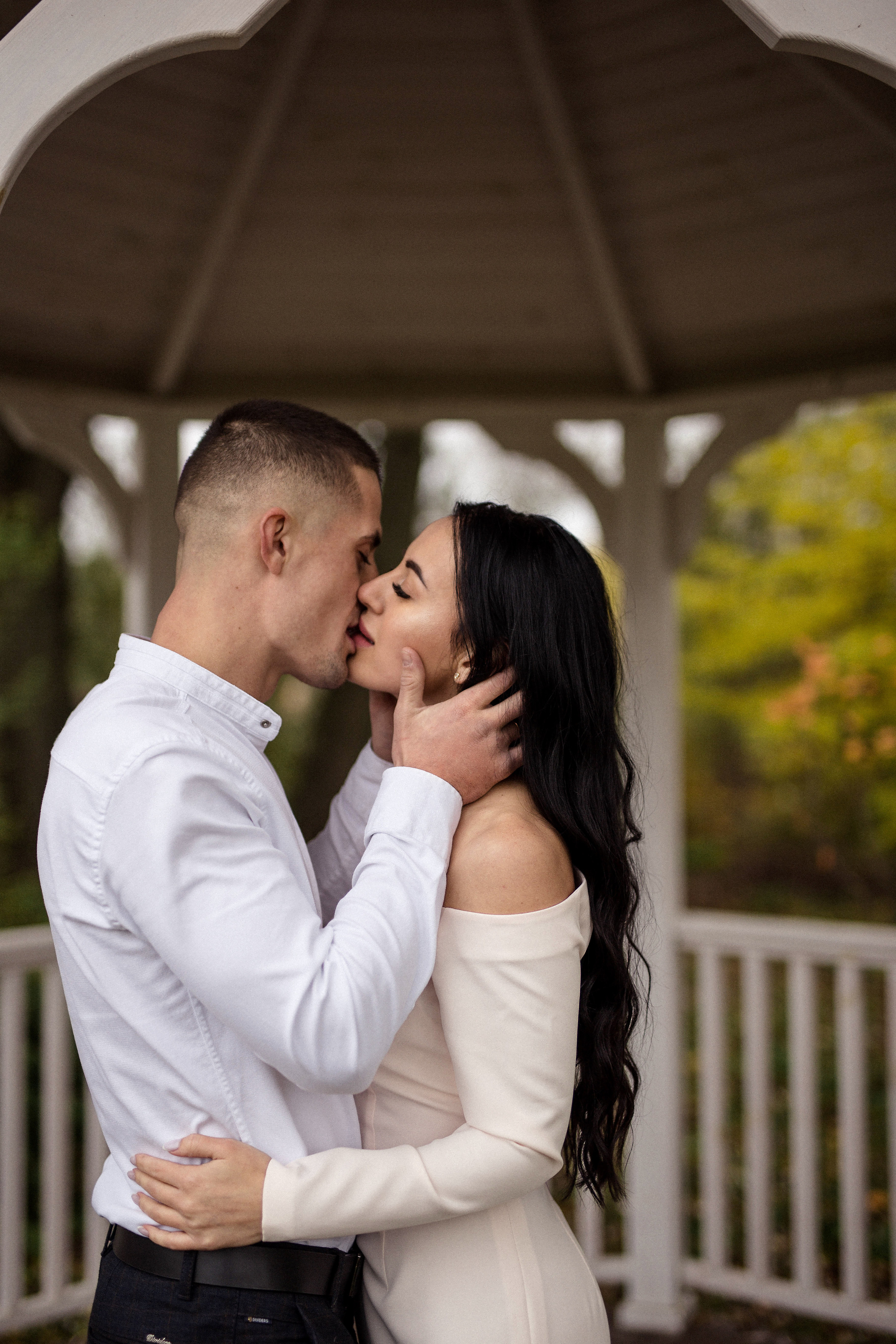 Nadiya and Yura. Wedding and family photographer in Calgary