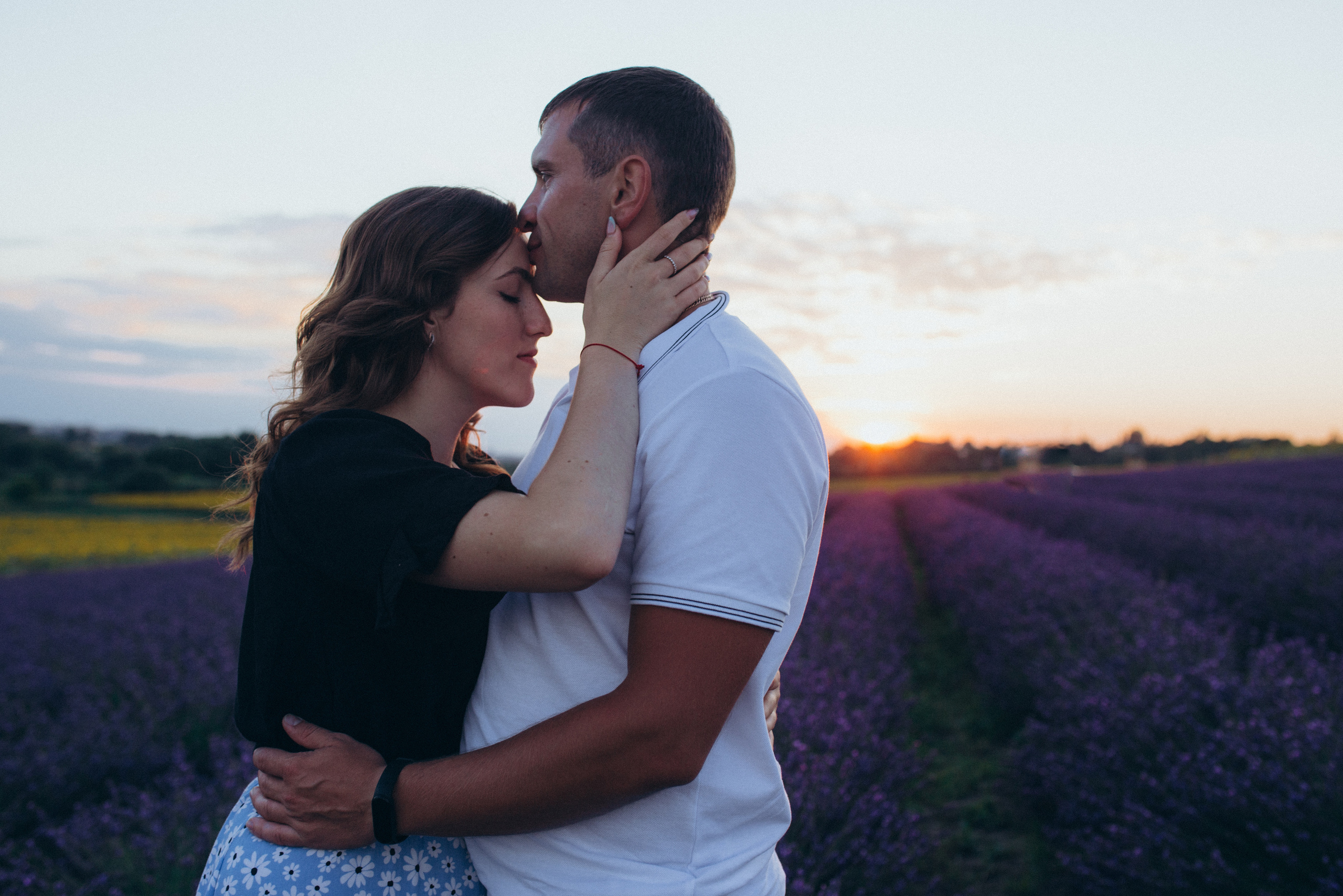 Natasha. Wedding and family photographer in Calgary