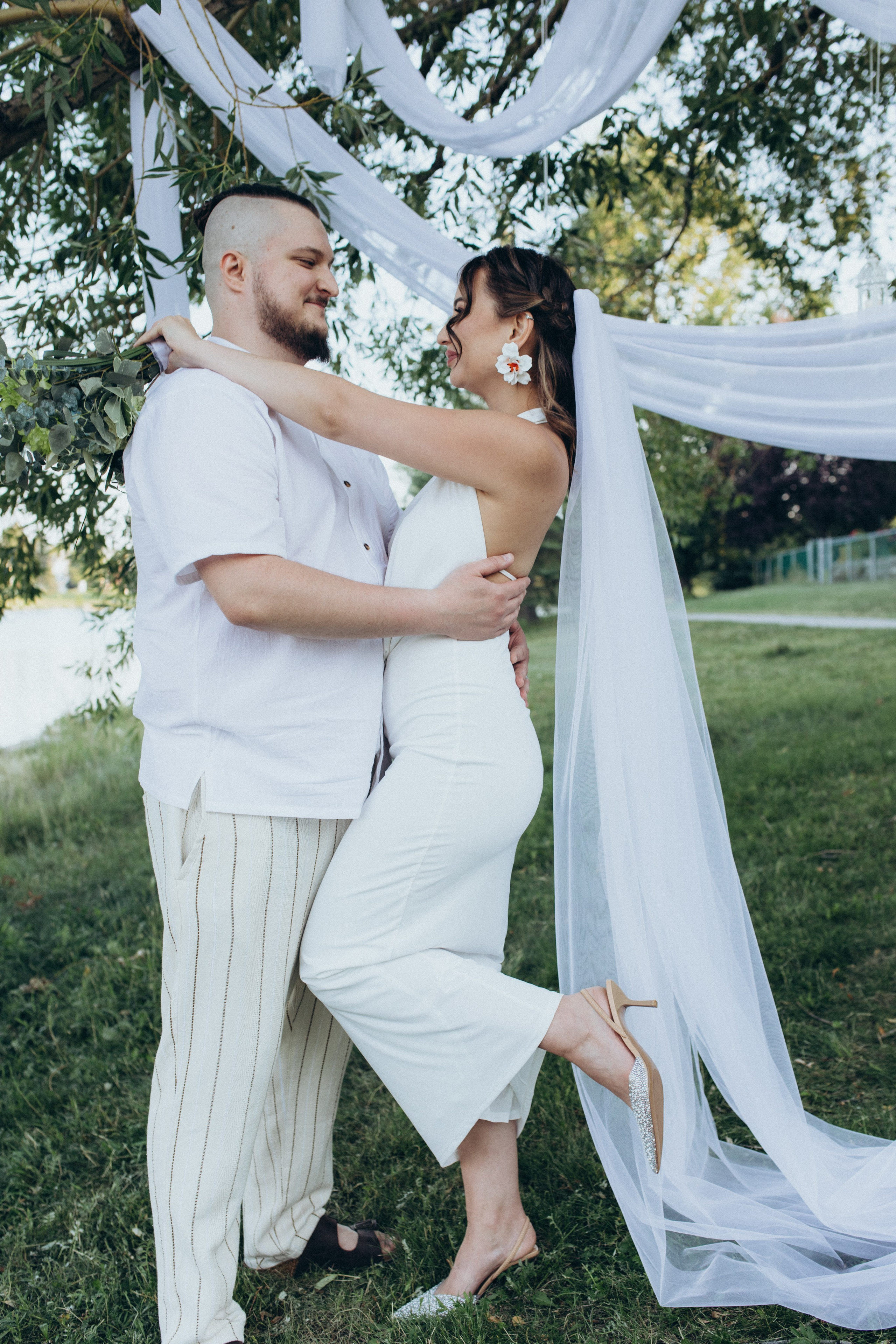 …. Wedding and family photographer in Calgary