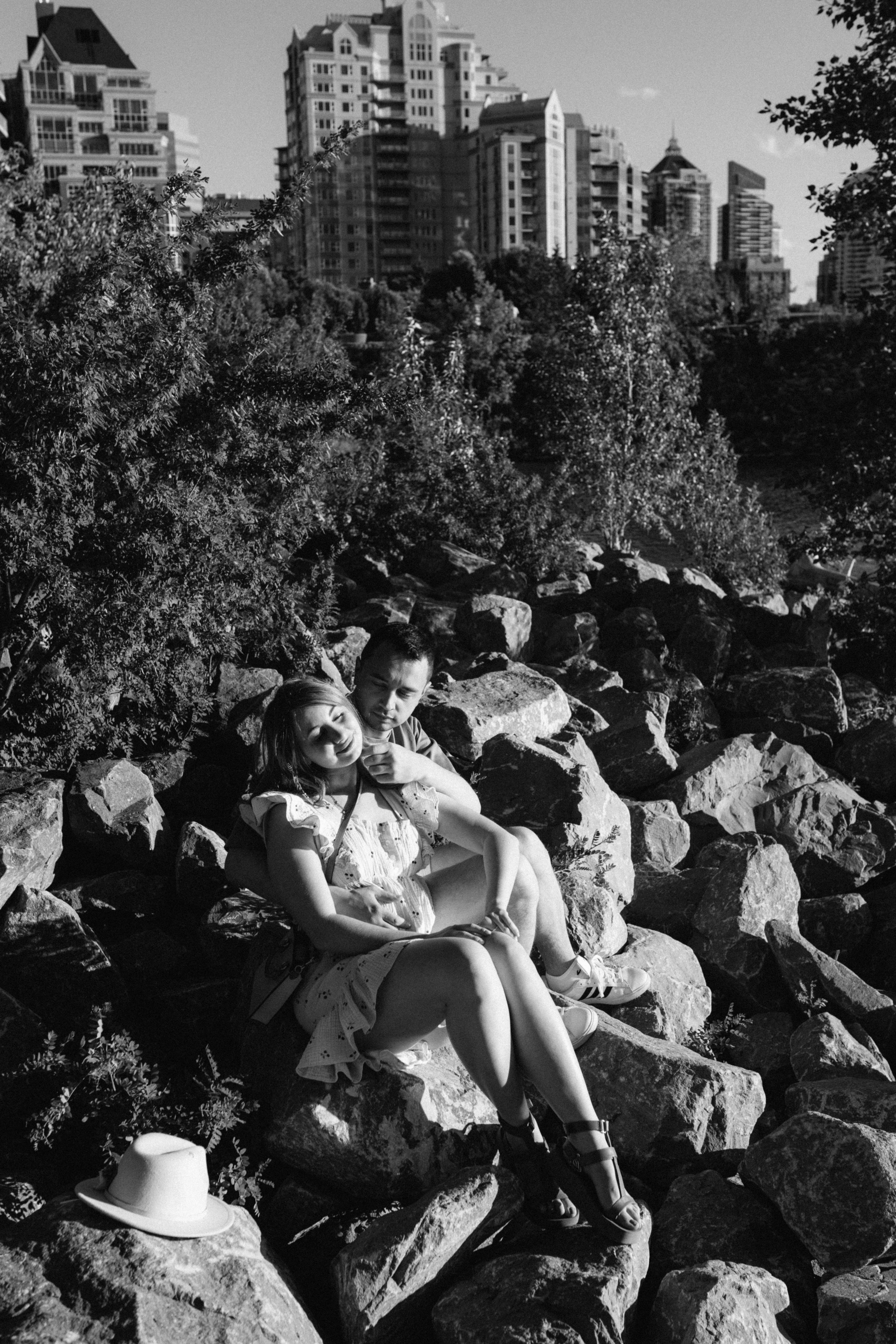 Alina family. Wedding and family photographer in Calgary