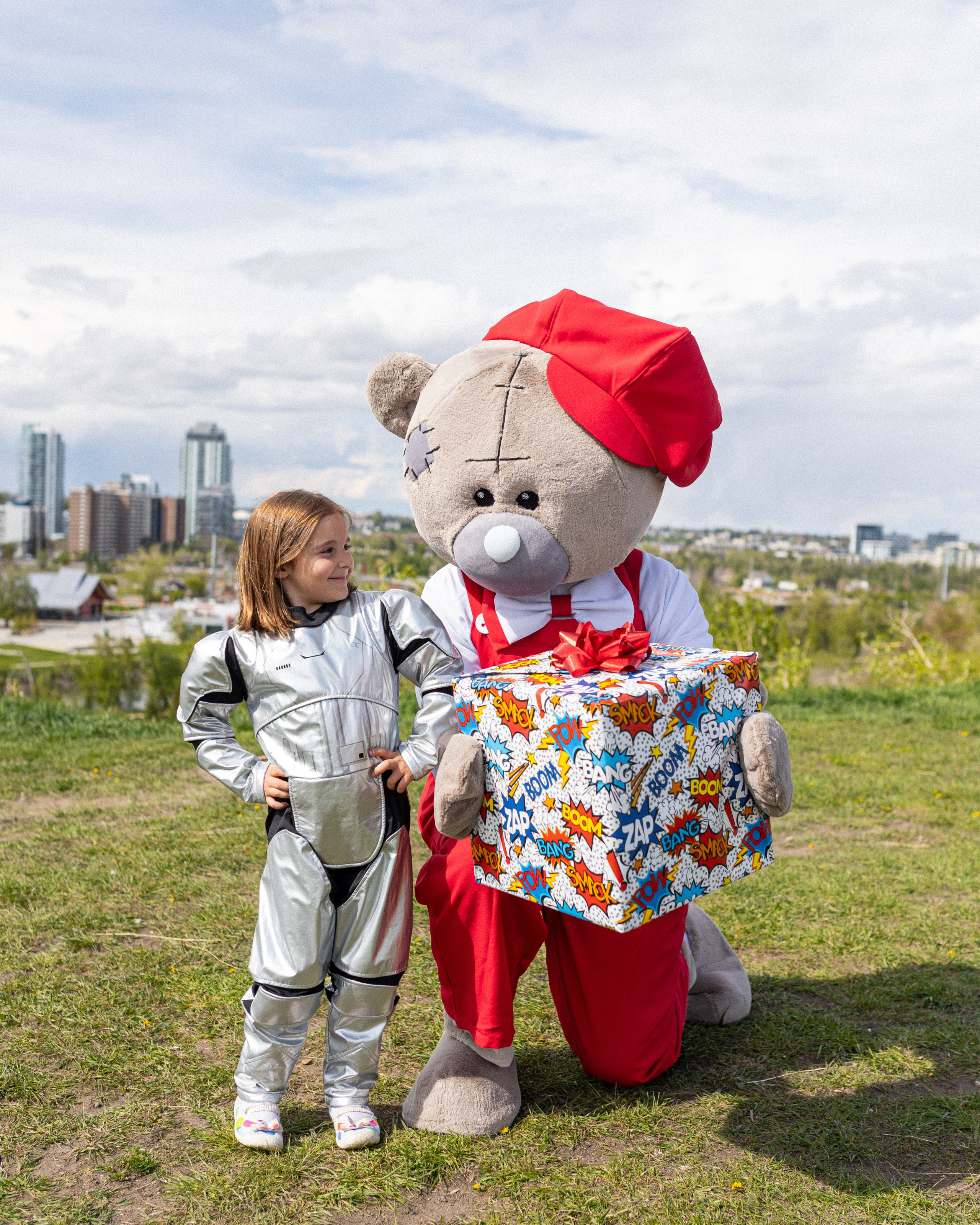 Joy. Wedding and family photographer in Calgary