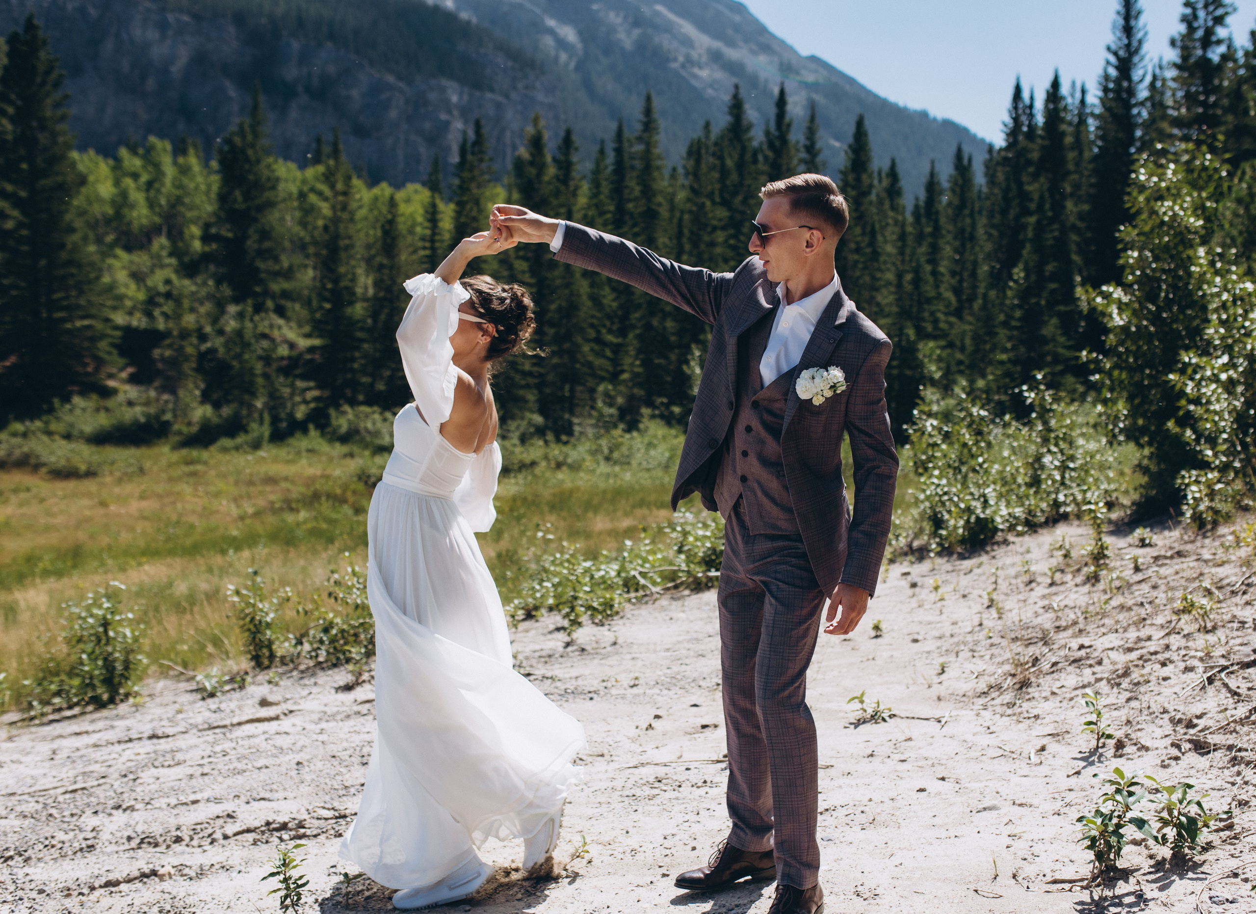 Nastya & Oleh. Wedding and family photographer in Calgary