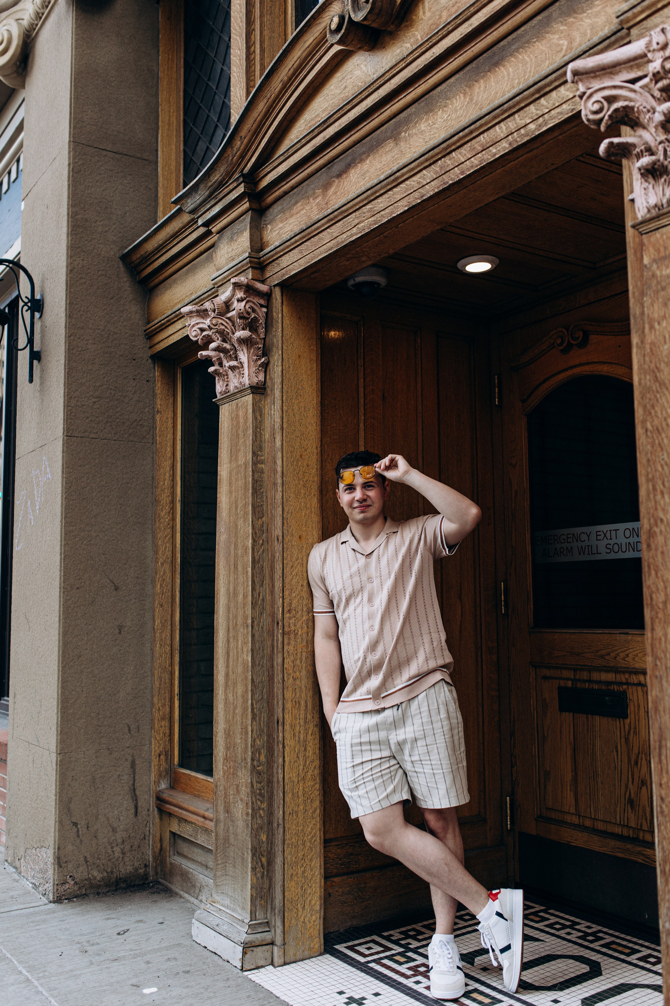 Andrii. Wedding and family photographer in Calgary