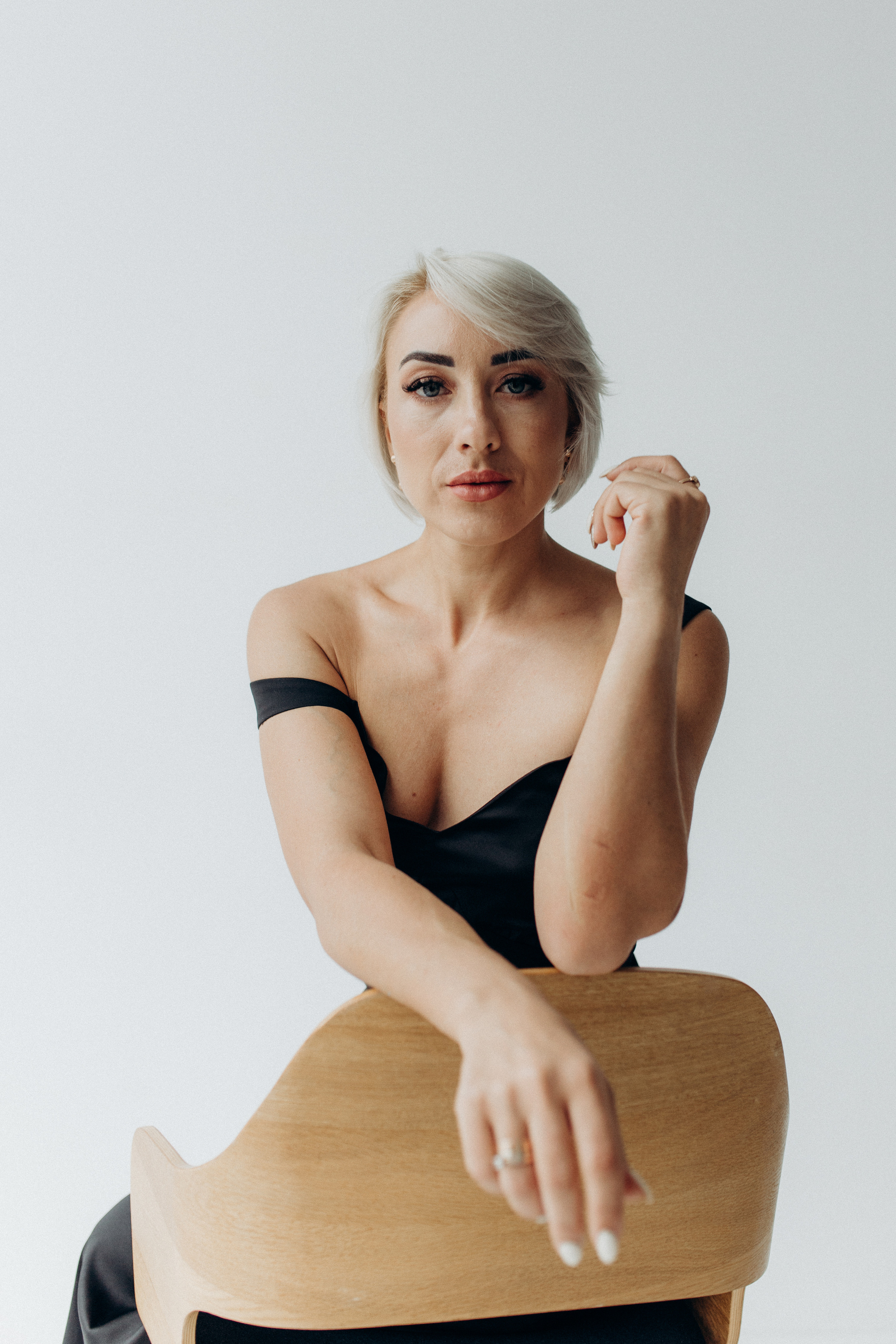 Portreit. Wedding and family photographer in Calgary