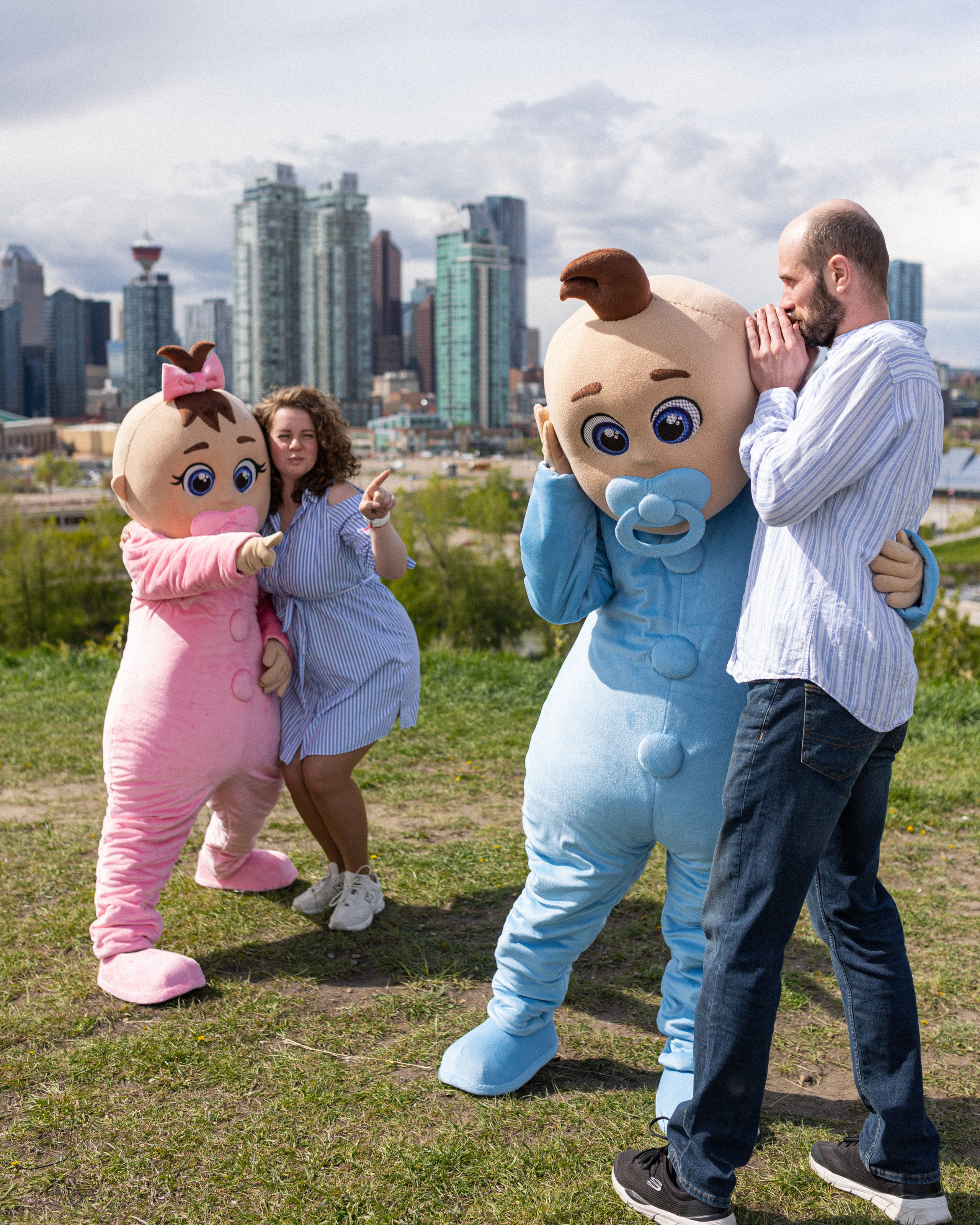 Joy. Wedding and family photographer in Calgary