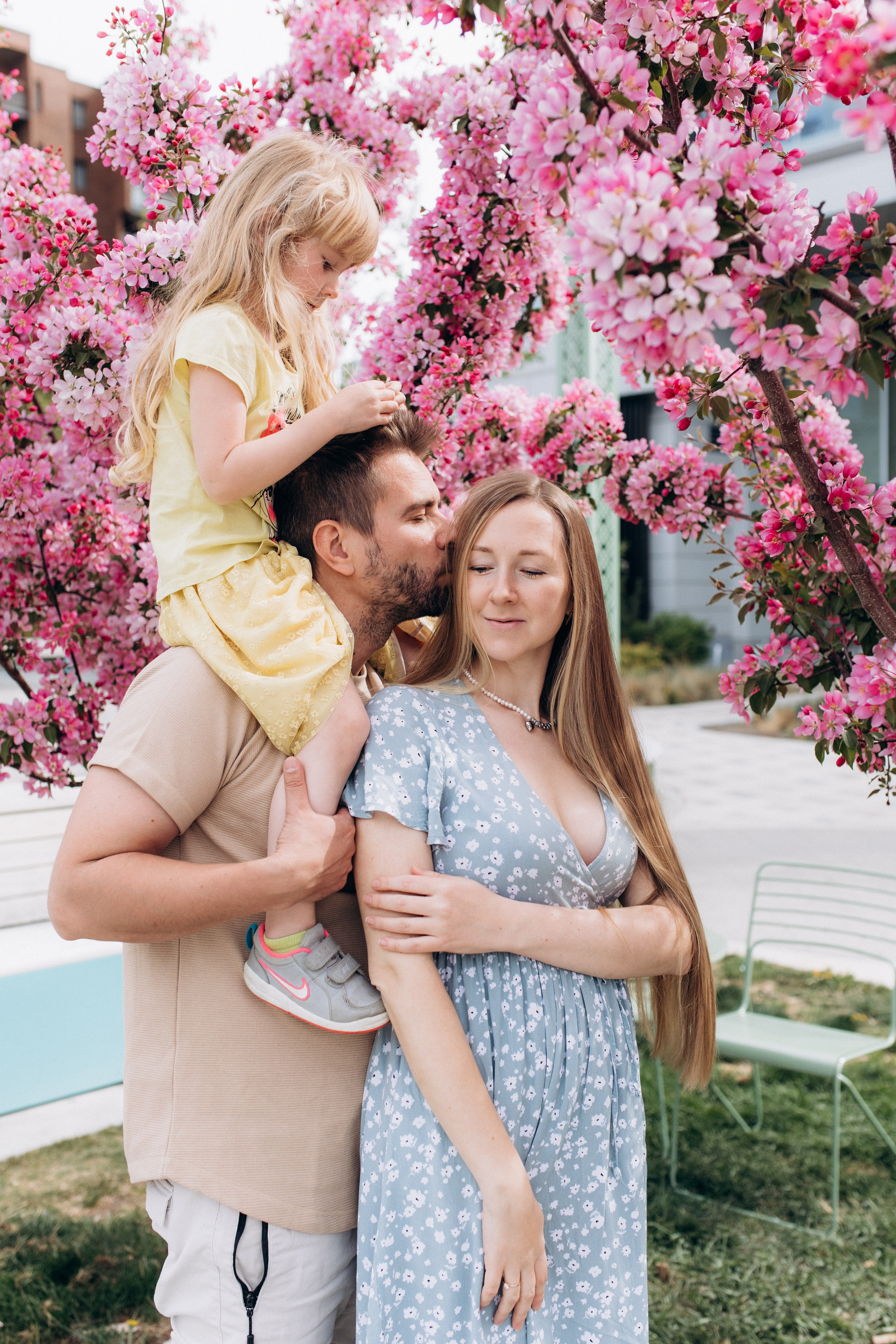 Blooming Spring. Wedding and family photographer in Calgary