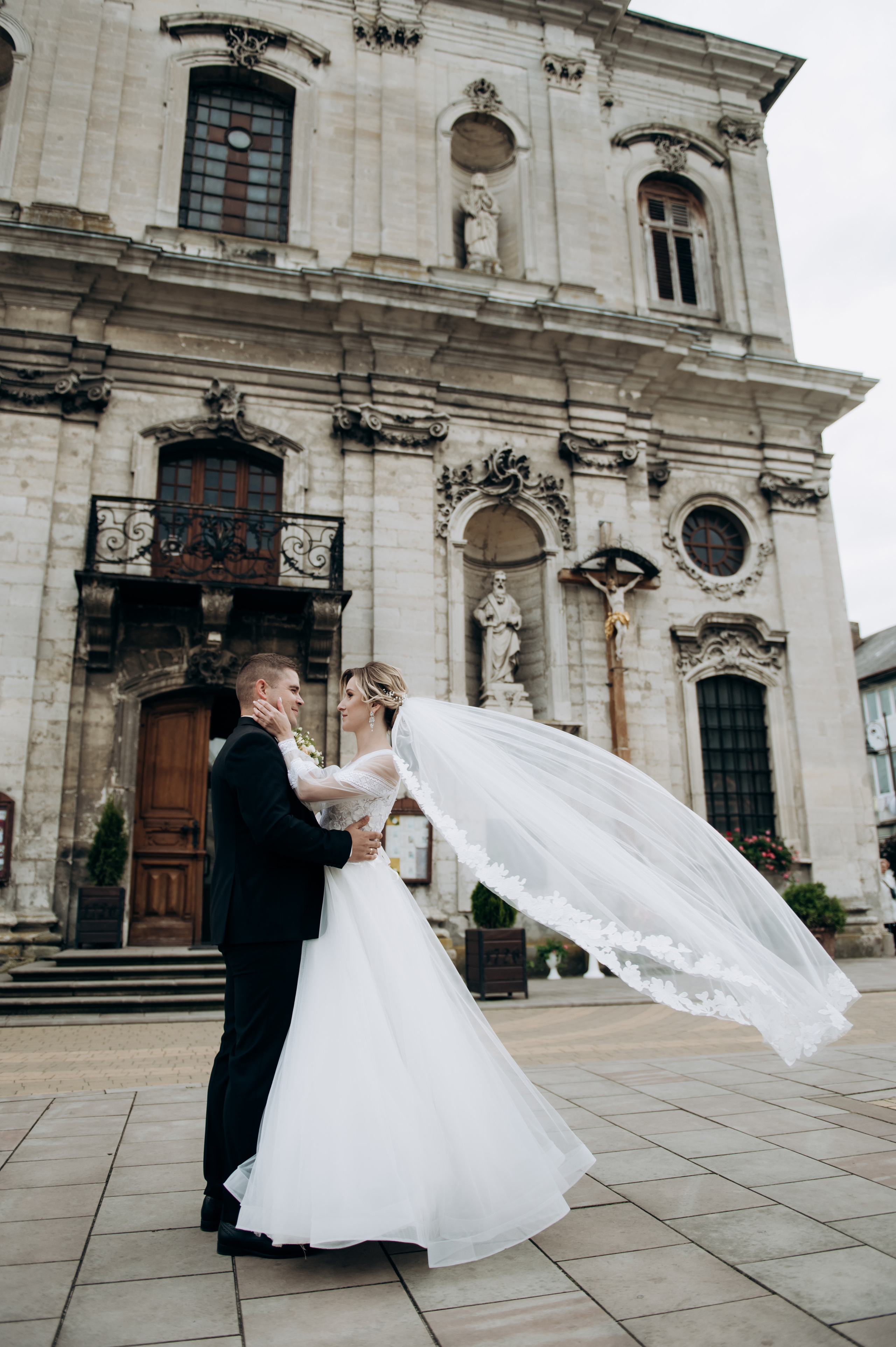 Віталій та Діана. Фотограф Роман Жосу Золочів