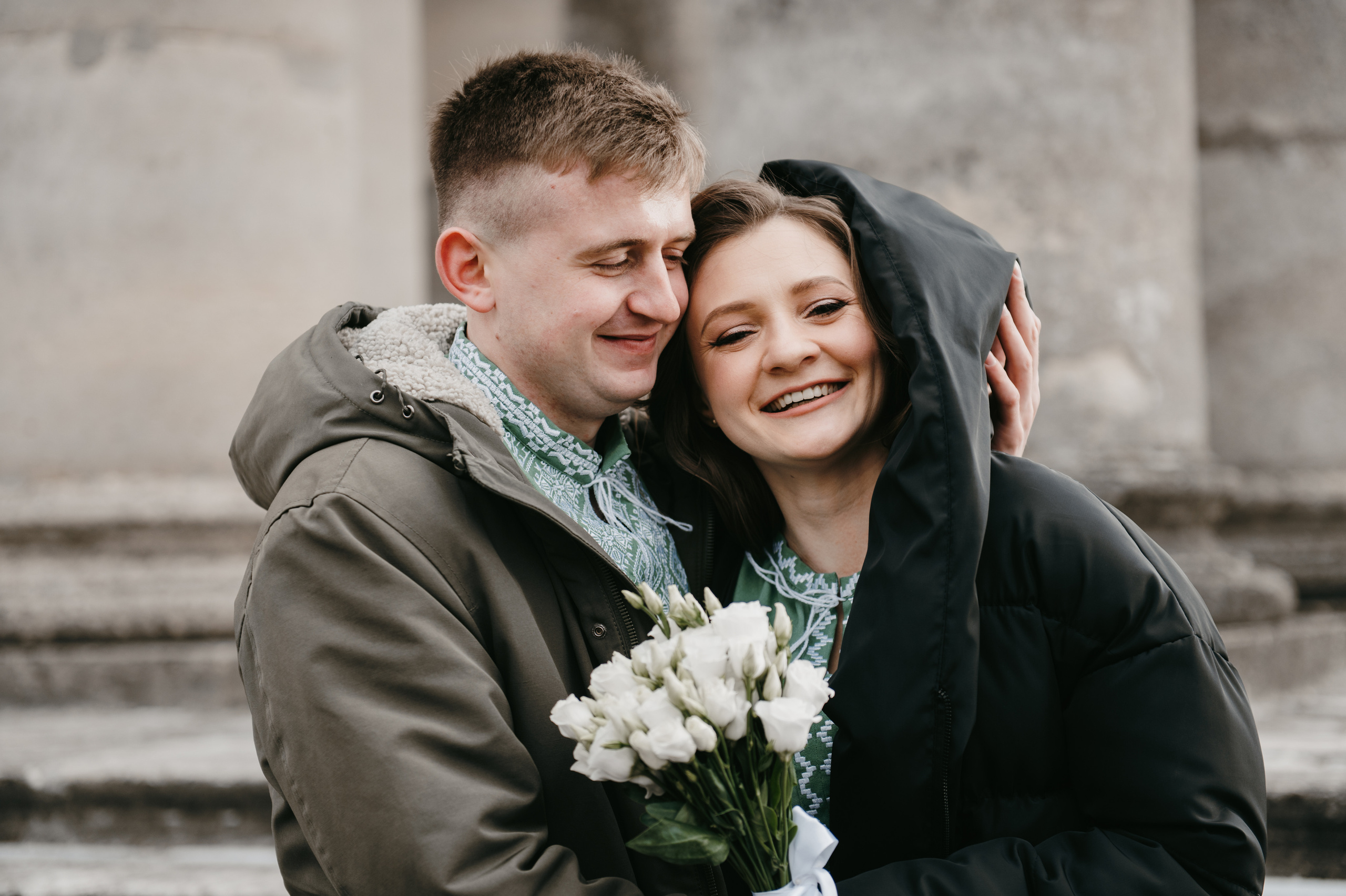 Наречені. Розписка в РАЦСі і прогулянкова фотосесія. Фотограф Роман Жосу Золочів