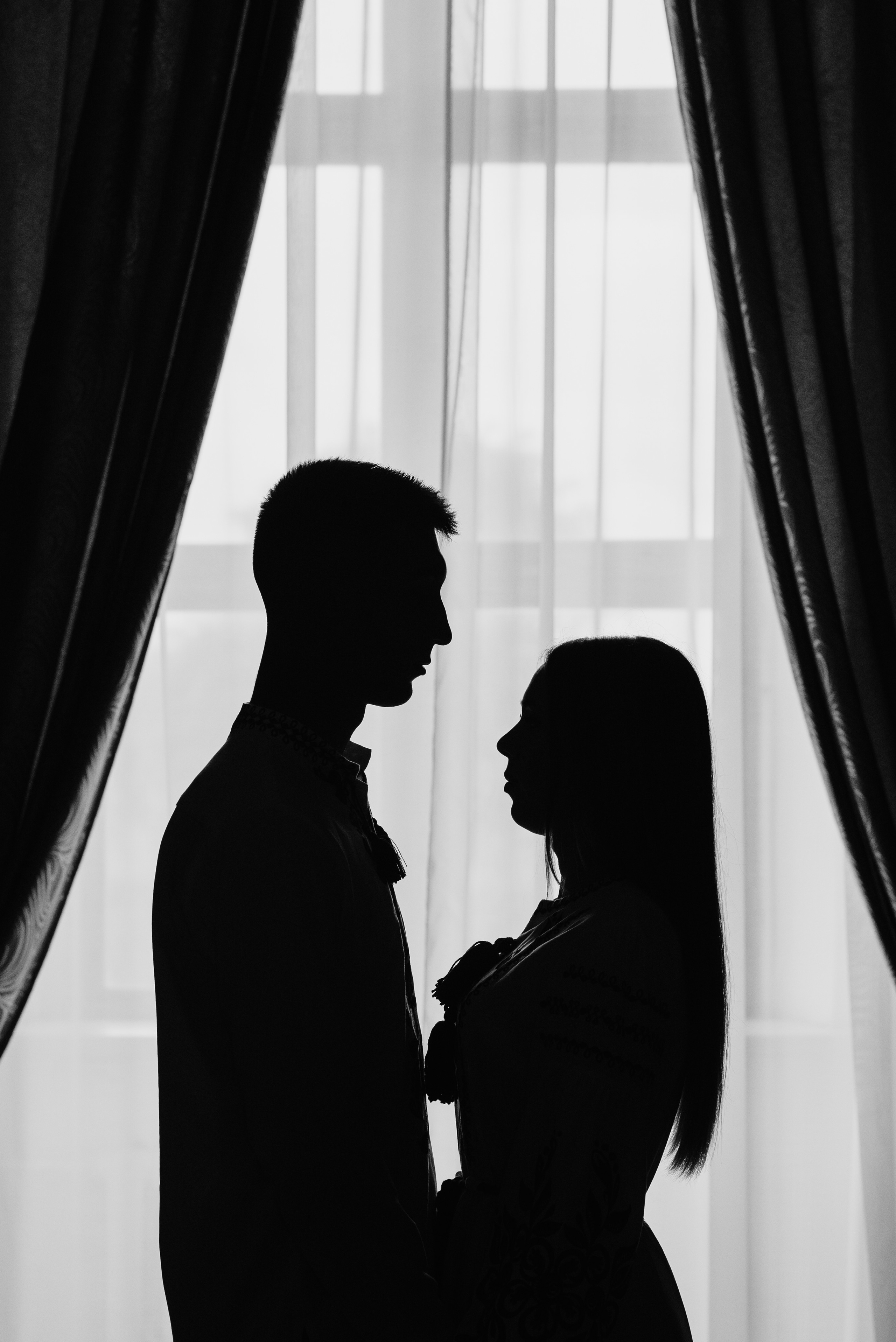 Іван та Людмила. Прогулянка на Золочівському замку. Фотограф Роман Жосу Золочів