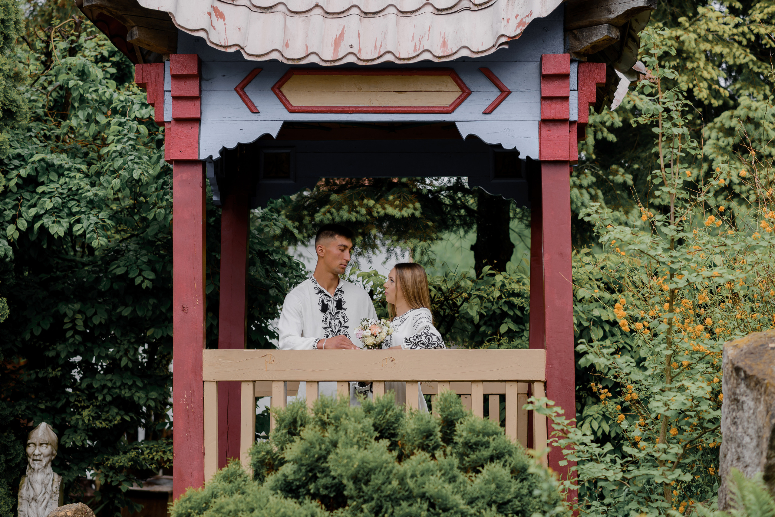 Іван та Людмила. Прогулянка на Золочівському замку. Фотограф Роман Жосу Золочів