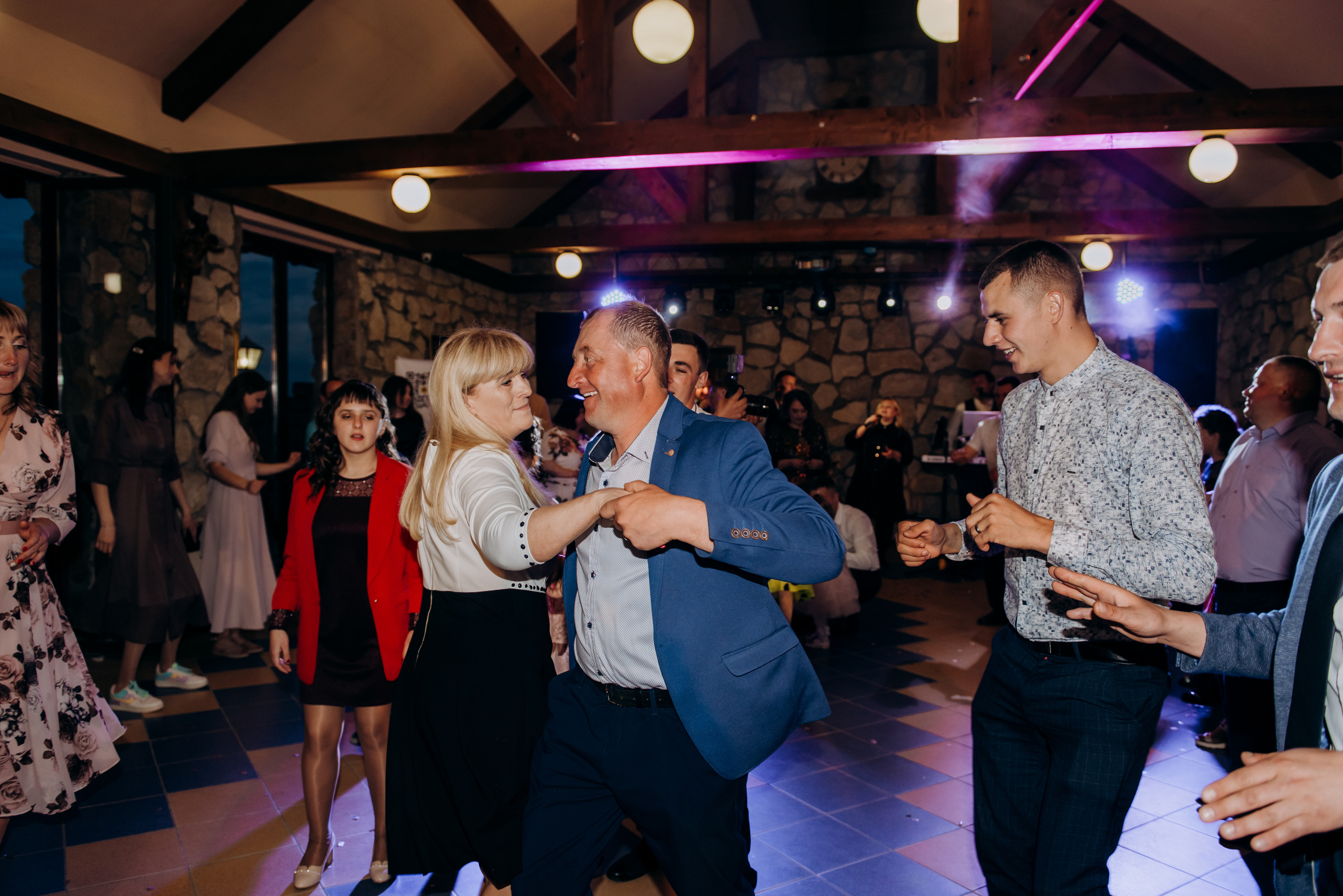 Зоряна та Мар’ян 29.05.2021. Фотограф Роман Жосу Золочів