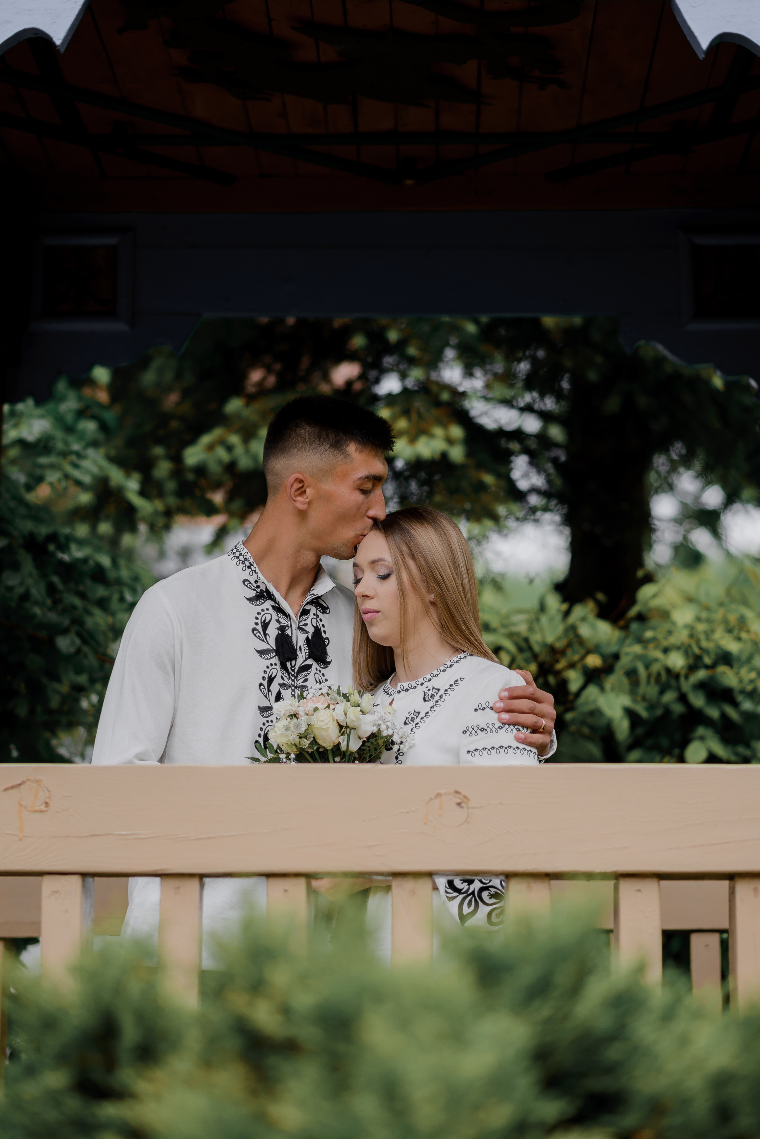 Іван та Людмила. Прогулянка на Золочівському замку. Фотограф Роман Жосу Золочів