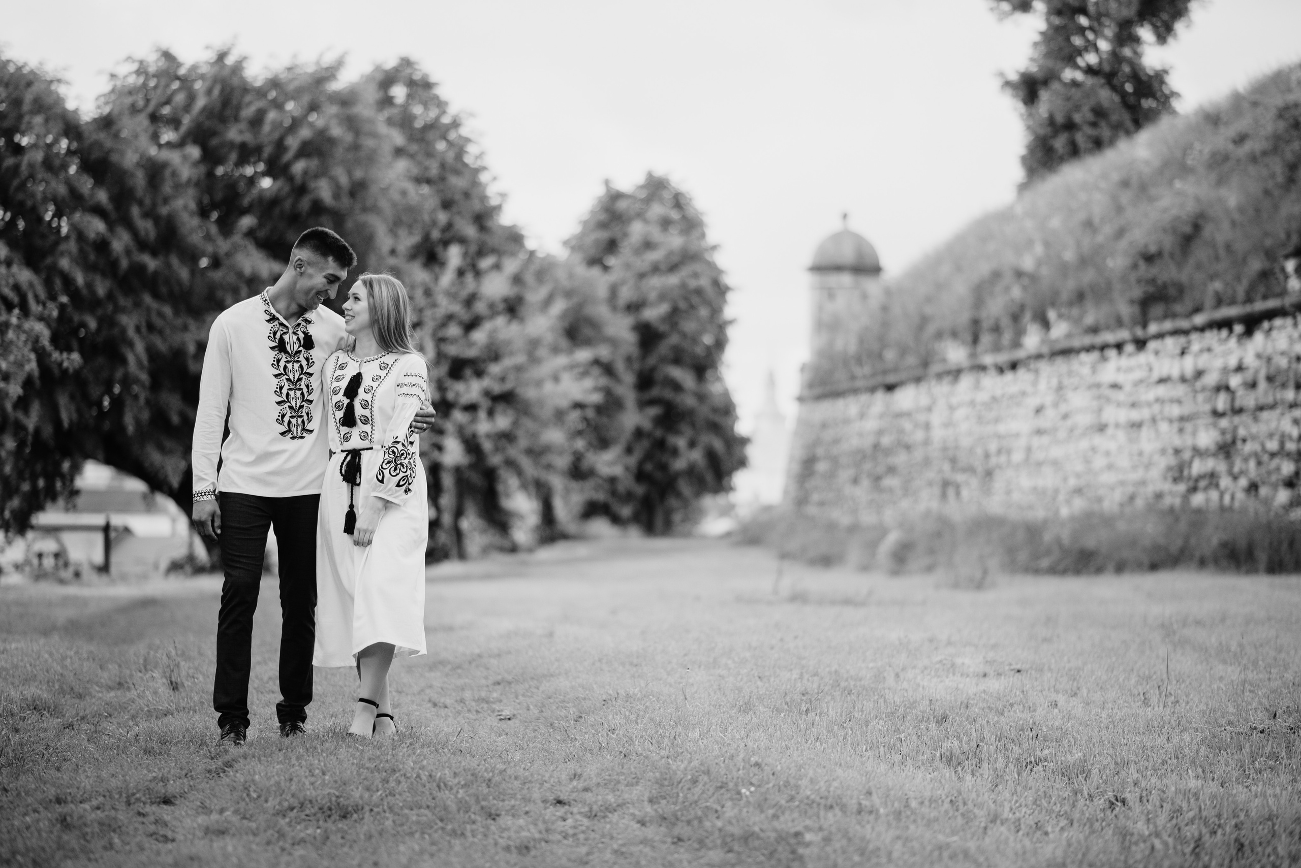 Іван та Людмила. Прогулянка на Золочівському замку. Фотограф Роман Жосу Золочів