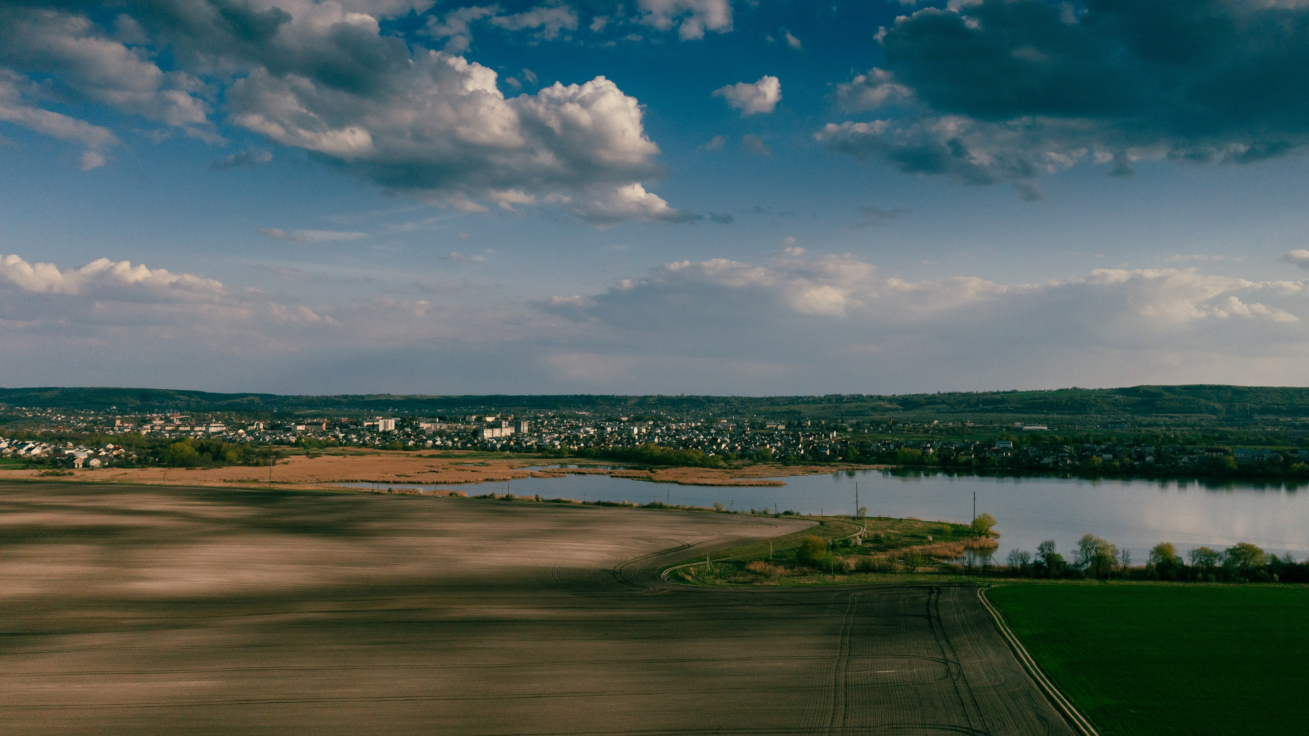 Шевченківське озеро, золочів, фотограф золочів, аерозйомка Золочів