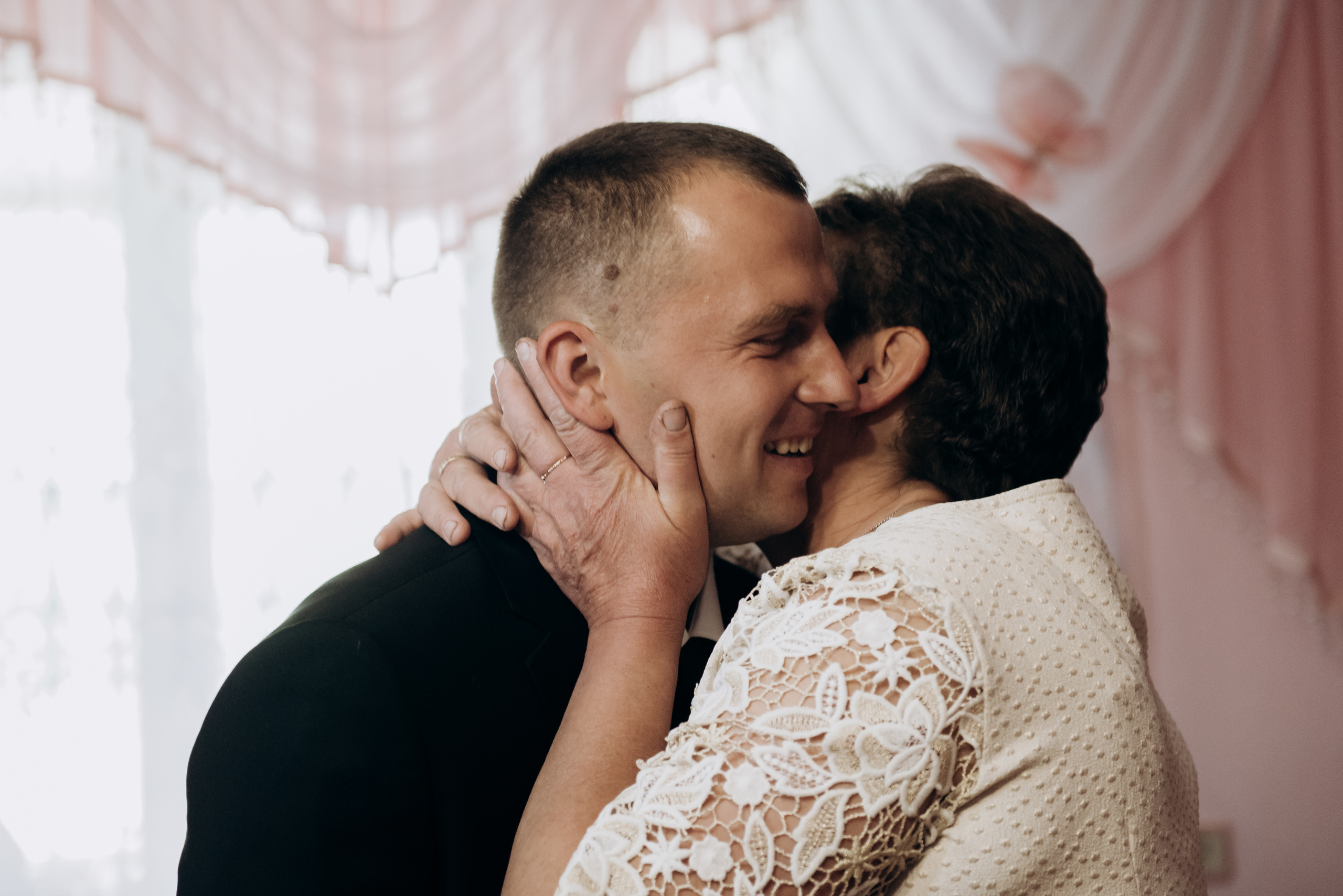 Зоряна та Мар’ян 29.05.2021. Фотограф Роман Жосу Золочів