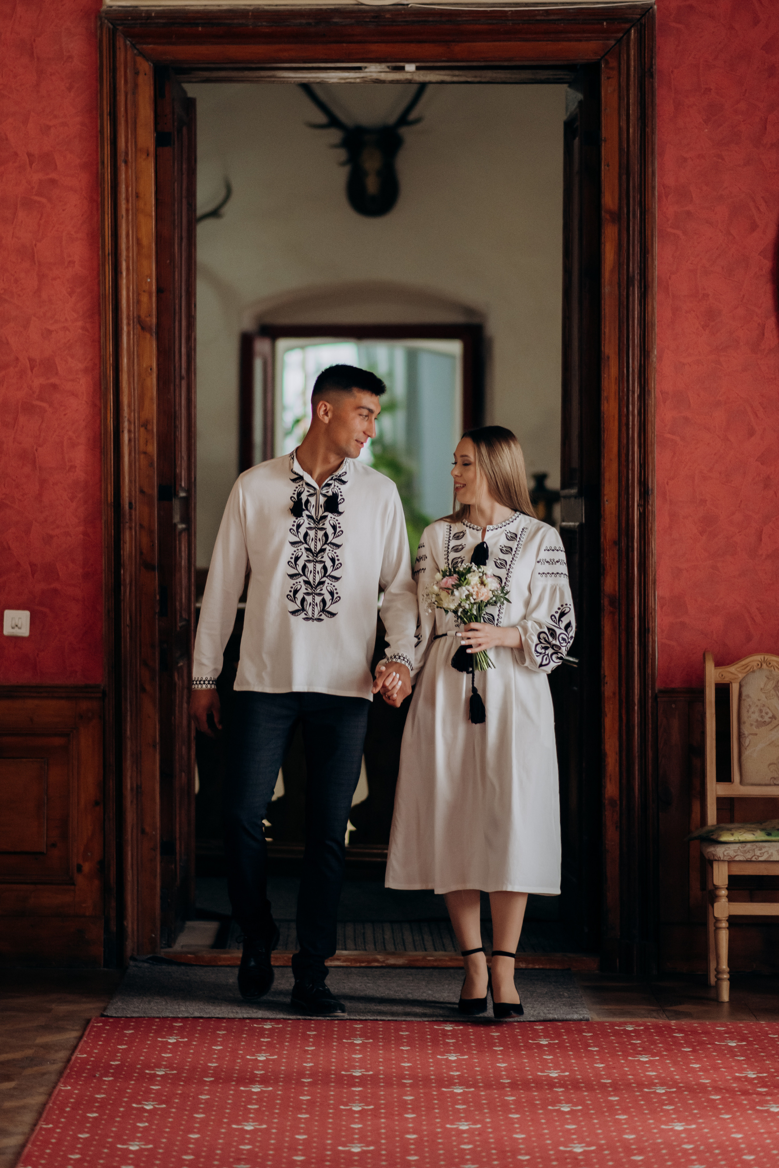 Іван та Людмила. Прогулянка на Золочівському замку. Фотограф Роман Жосу Золочів