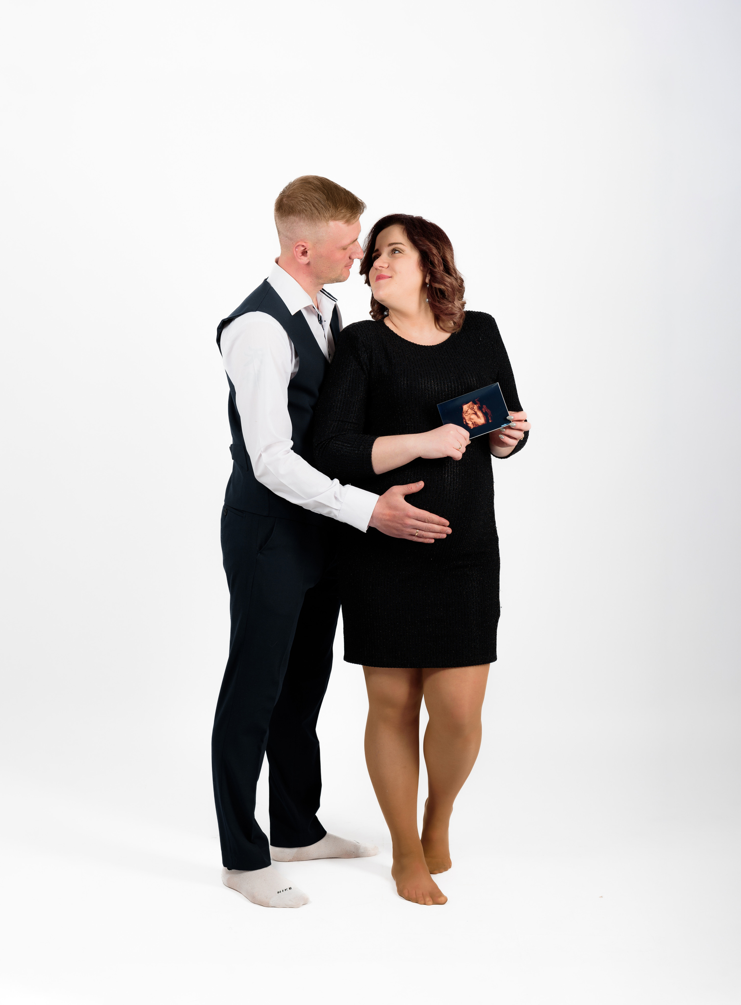 Фотосесія вагітності Золочів. Студійна фотосесія місто золочів.