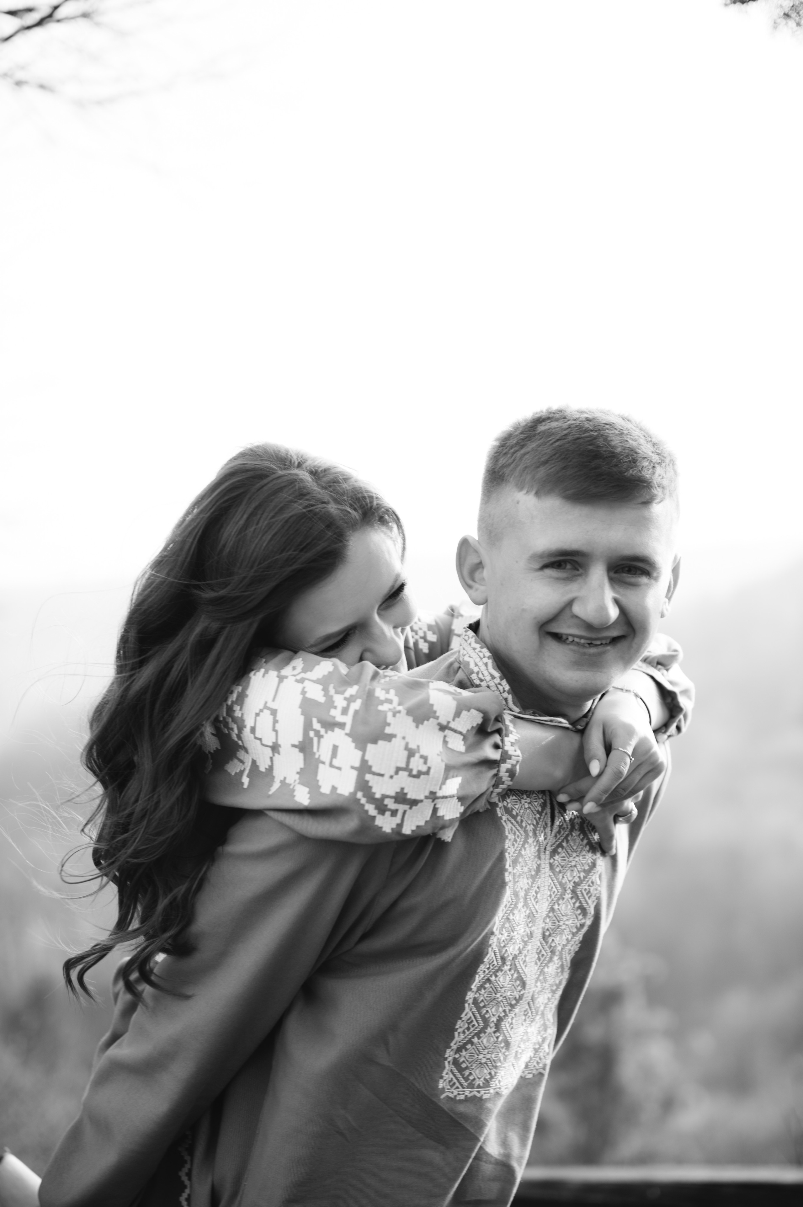 Наречені. Розписка в РАЦСі і прогулянкова фотосесія. Фотограф Роман Жосу Золочів