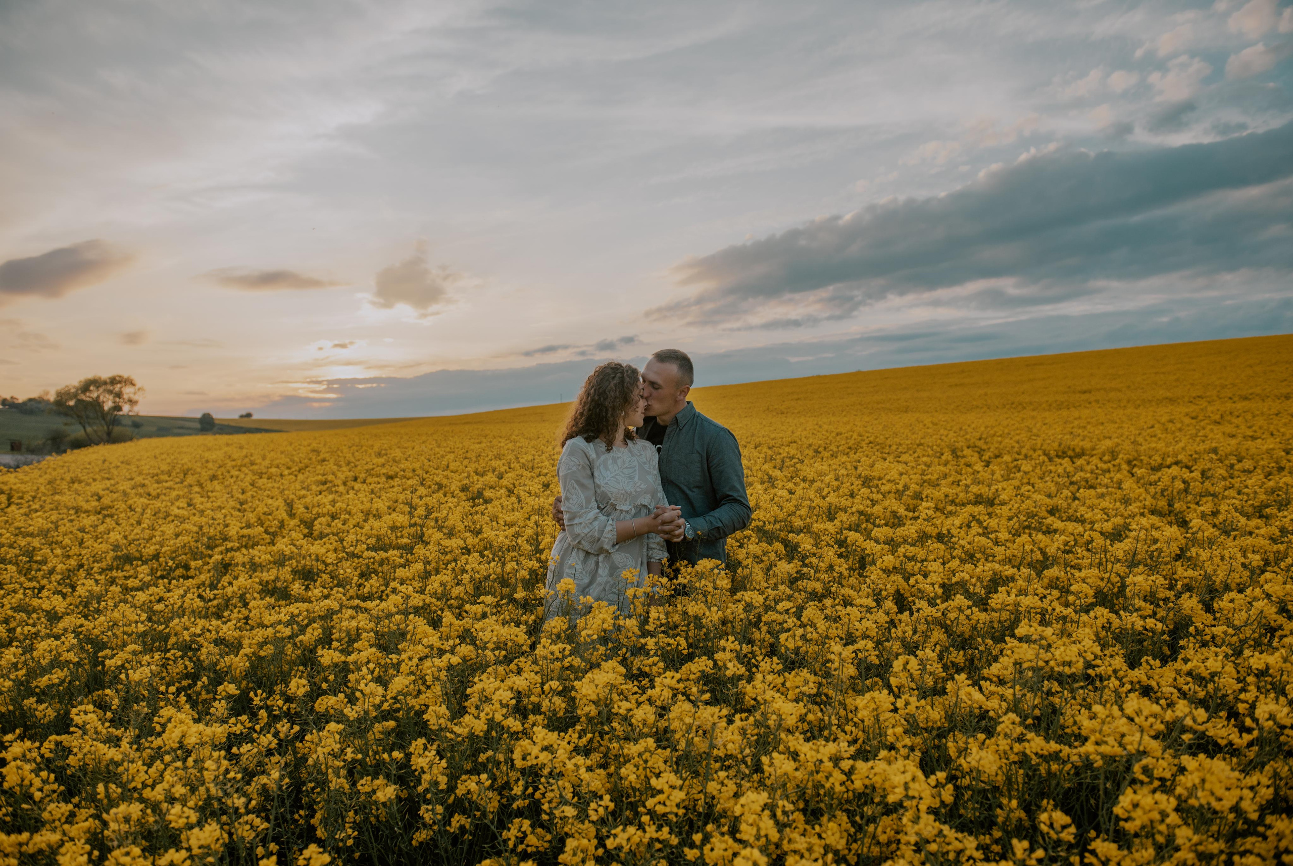 Михайло та Уляна (прогулянка). Фотограф Роман Жосу Золочів