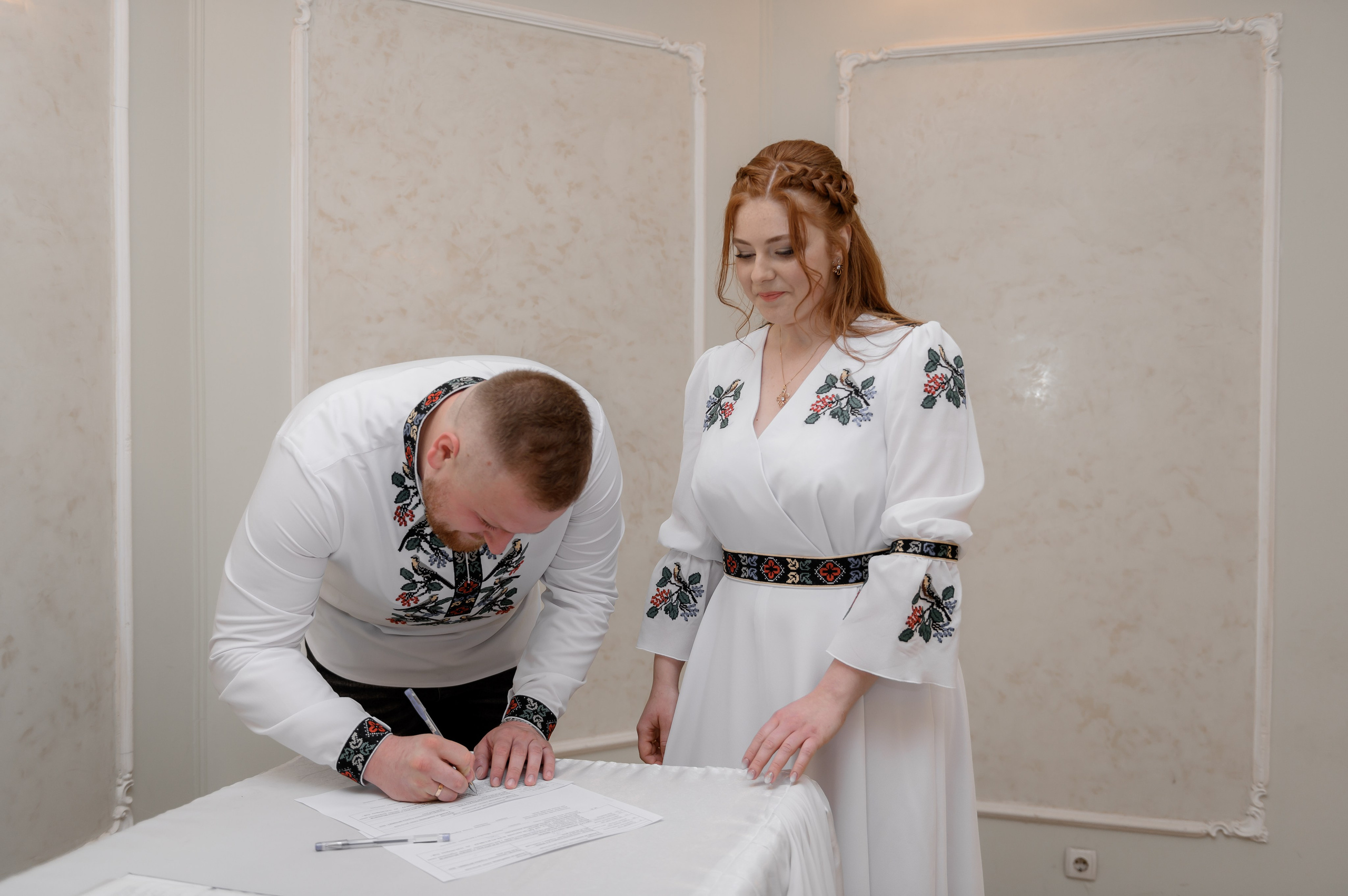 Віолета та Василь 25.05.2024. Фотограф Роман Жосу Золочів