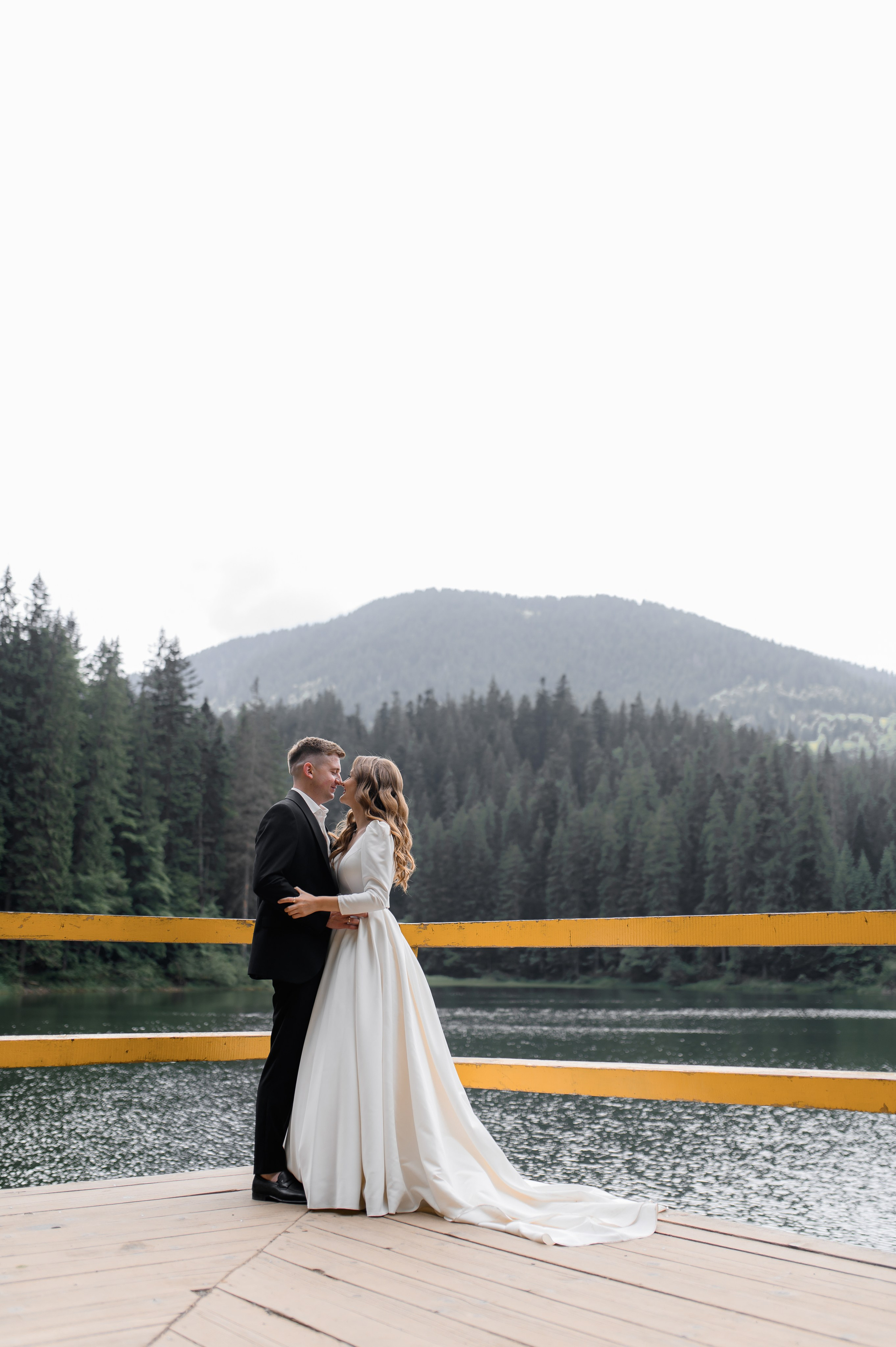 Оксана і Тарас 04.07.2023. Фотограф Роман Жосу Золочів