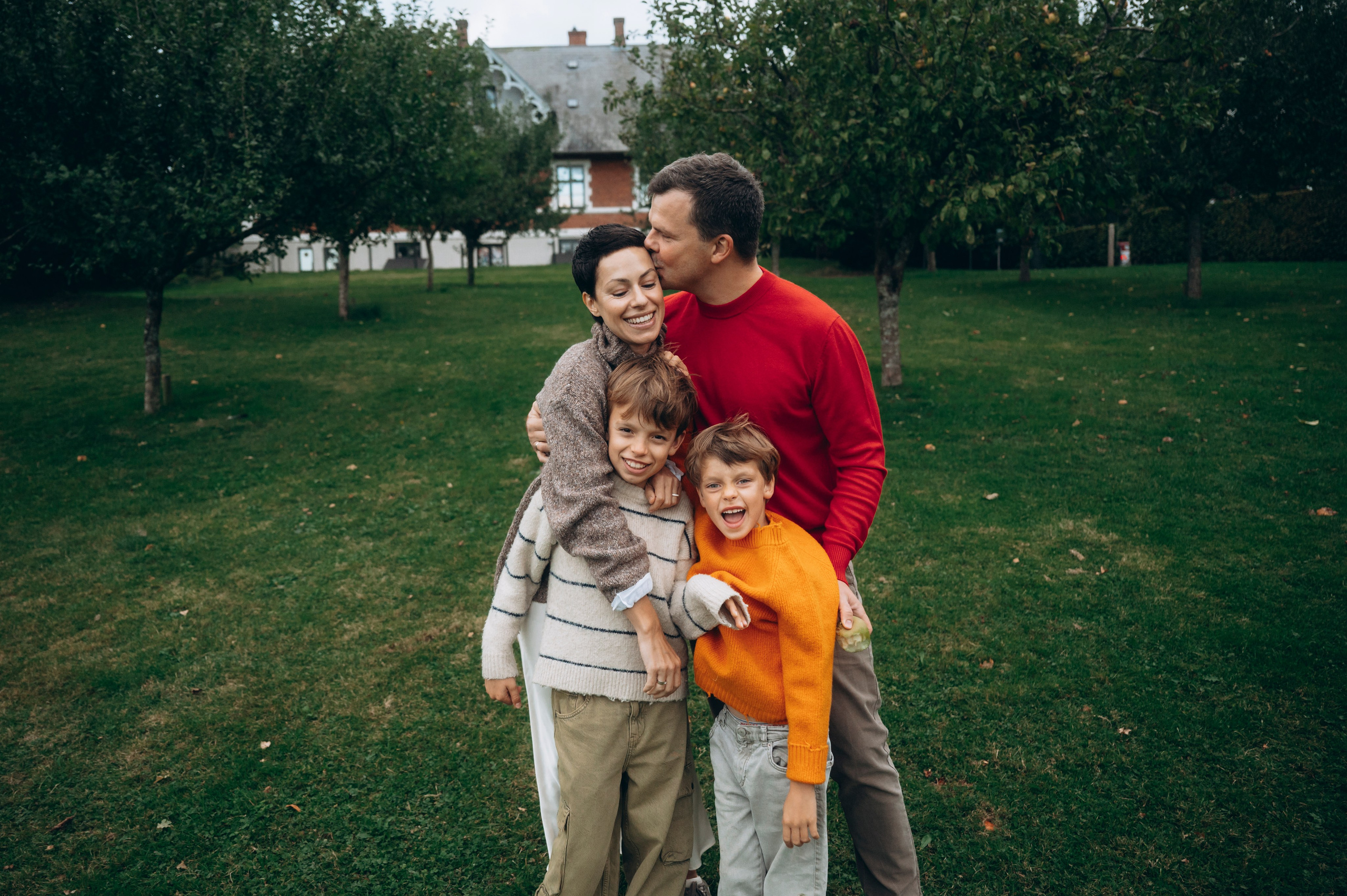 Apple season. Newborn, Family, Wedding photographer Copenhagen Anastasiia Sevriukova