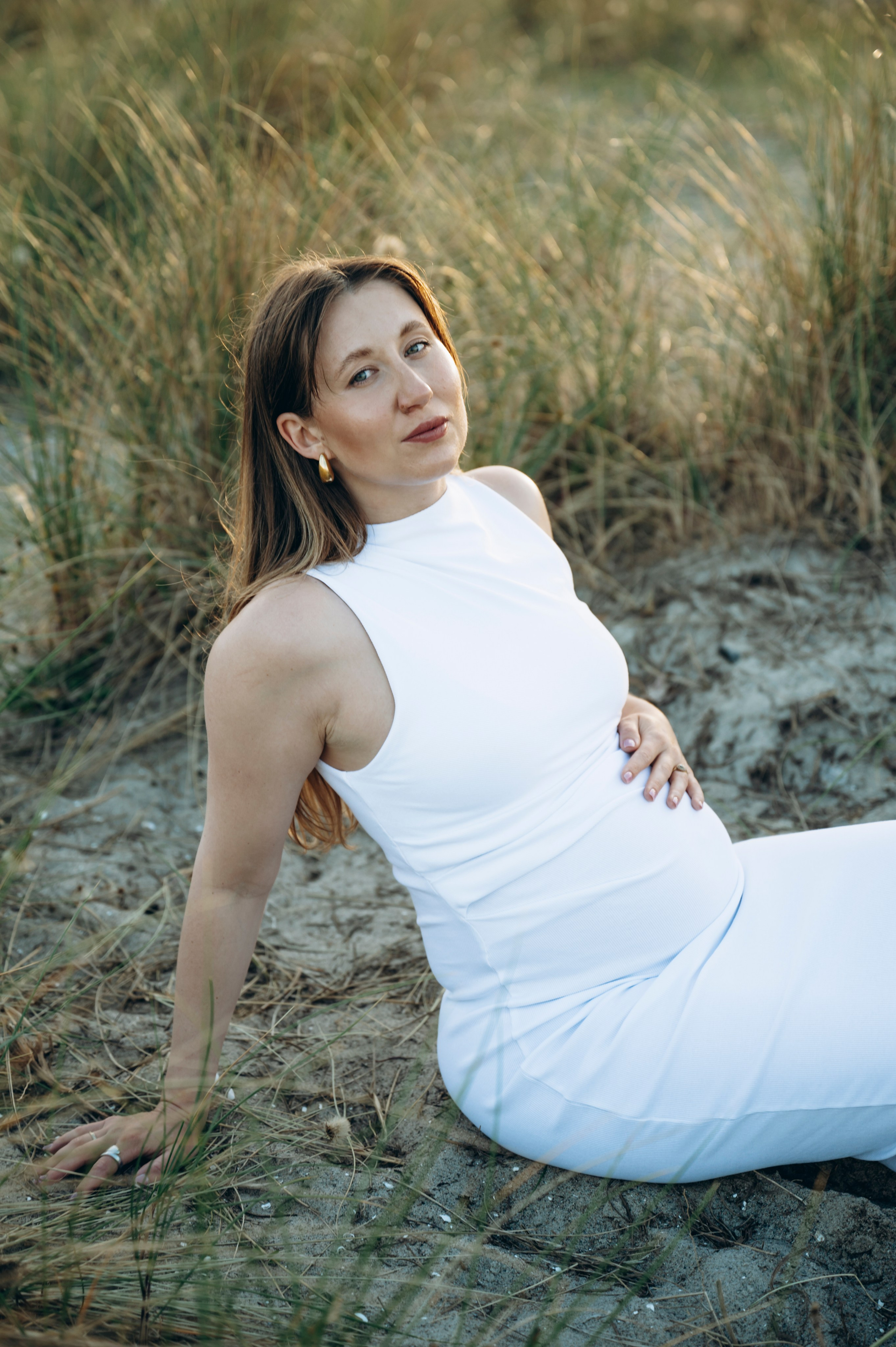 Julia -Pregnancy (in-home and Amager strand). Newborn, Family, Wedding photographer Copenhagen Anastasiia Sevriukova