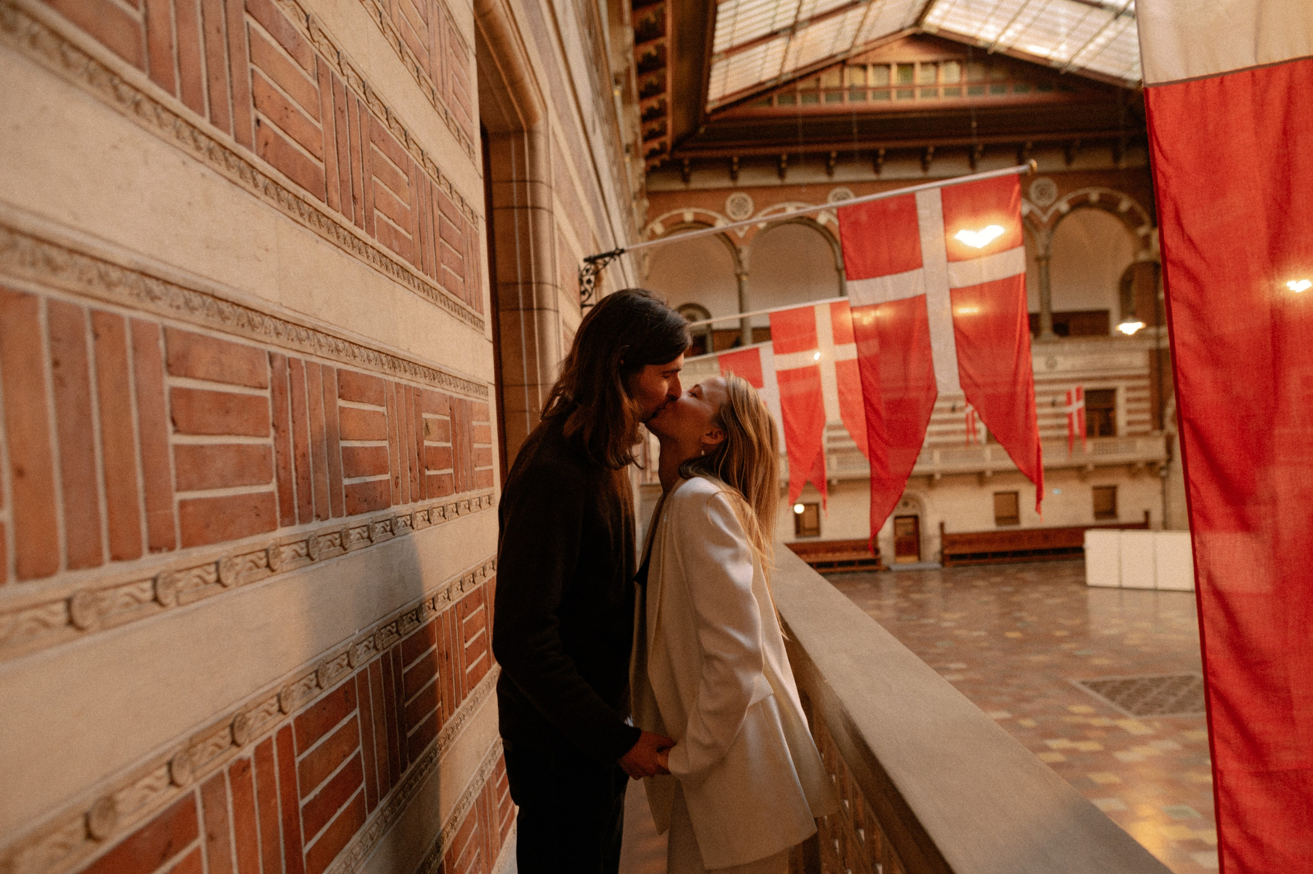 OLGA & ARTEM — Wedding Ceremony at City Hall. Nyfødt, Familie, Bryllupsfotograf Copenhagen Anastasiia Sevriukova