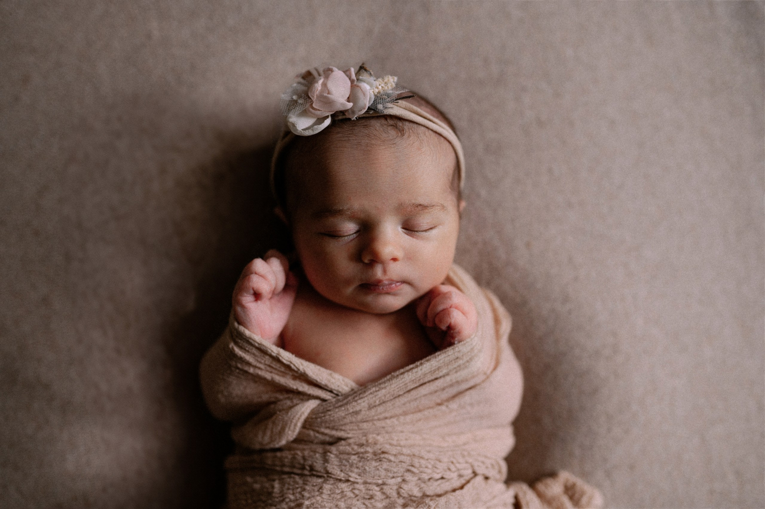 Lucia and two sisters. Nyfødt, Familie, Bryllupsfotograf Copenhagen Anastasiia Sevriukova