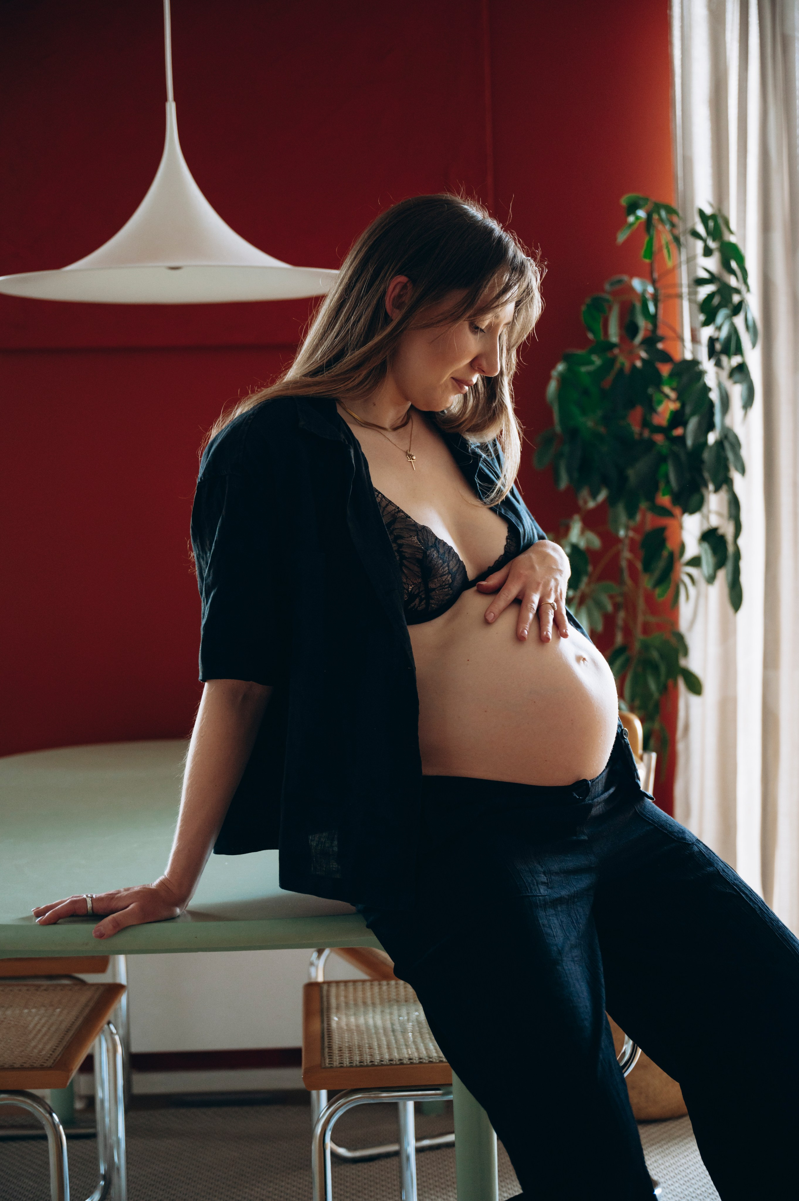 Julia -Pregnancy (in-home and Amager strand). Newborn, Family, Wedding photographer Copenhagen Anastasiia Sevriukova