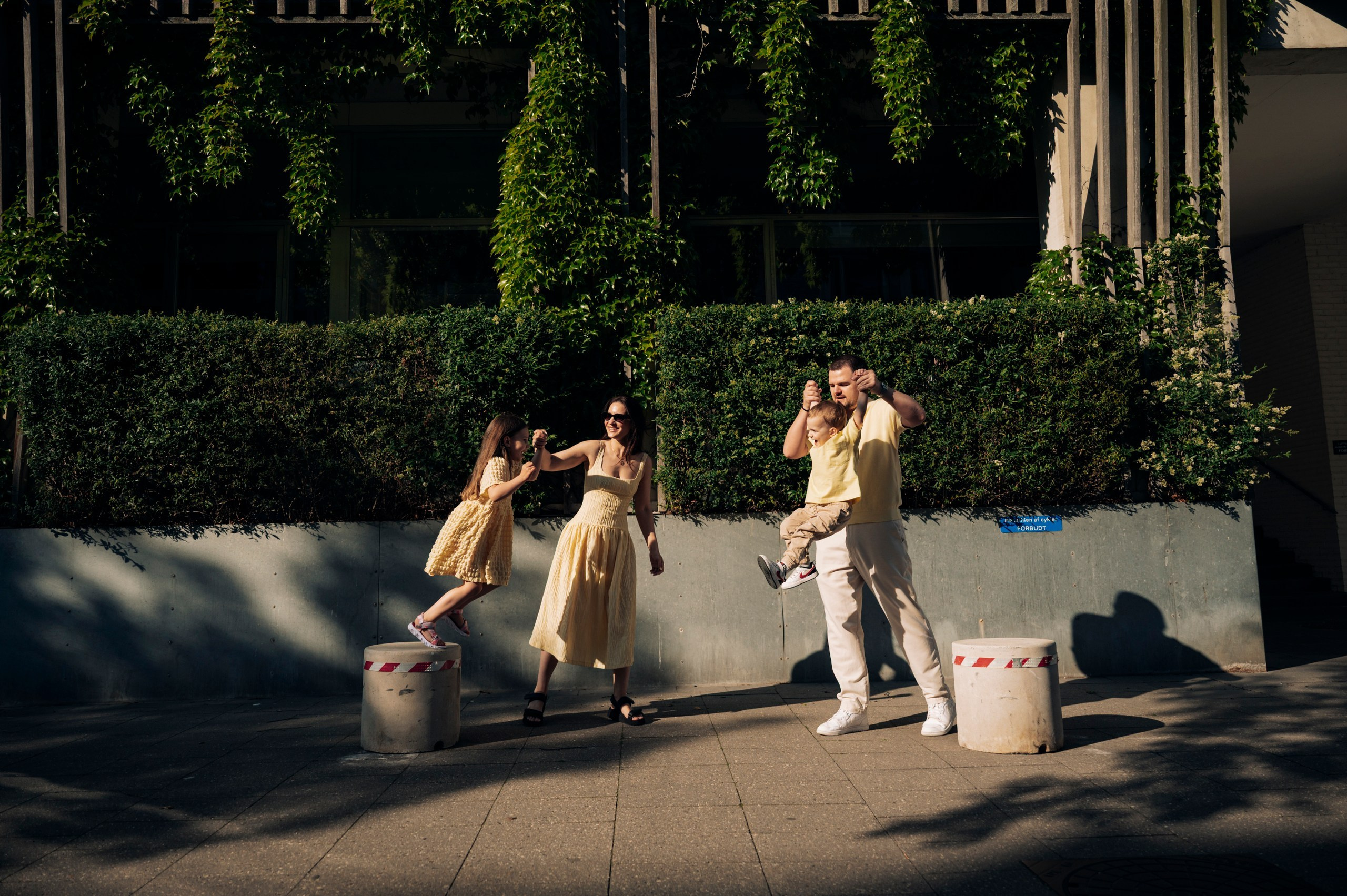Yellow summer on Sydhavn. Newborn, Family, Wedding photographer Copenhagen Anastasiia Sevriukova