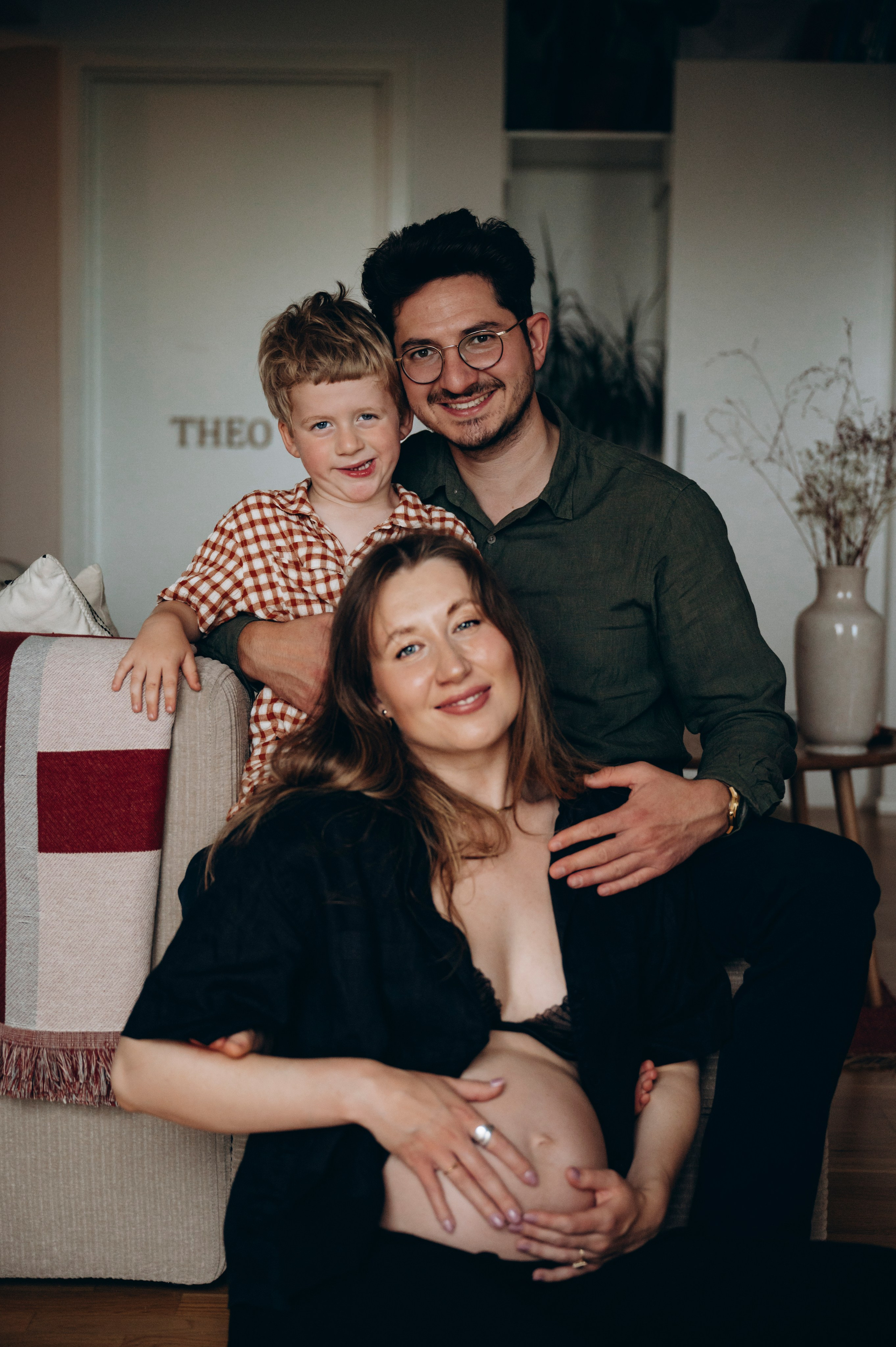 Julia -Pregnancy (in-home and Amager strand). Newborn, Family, Wedding photographer Copenhagen Anastasiia Sevriukova