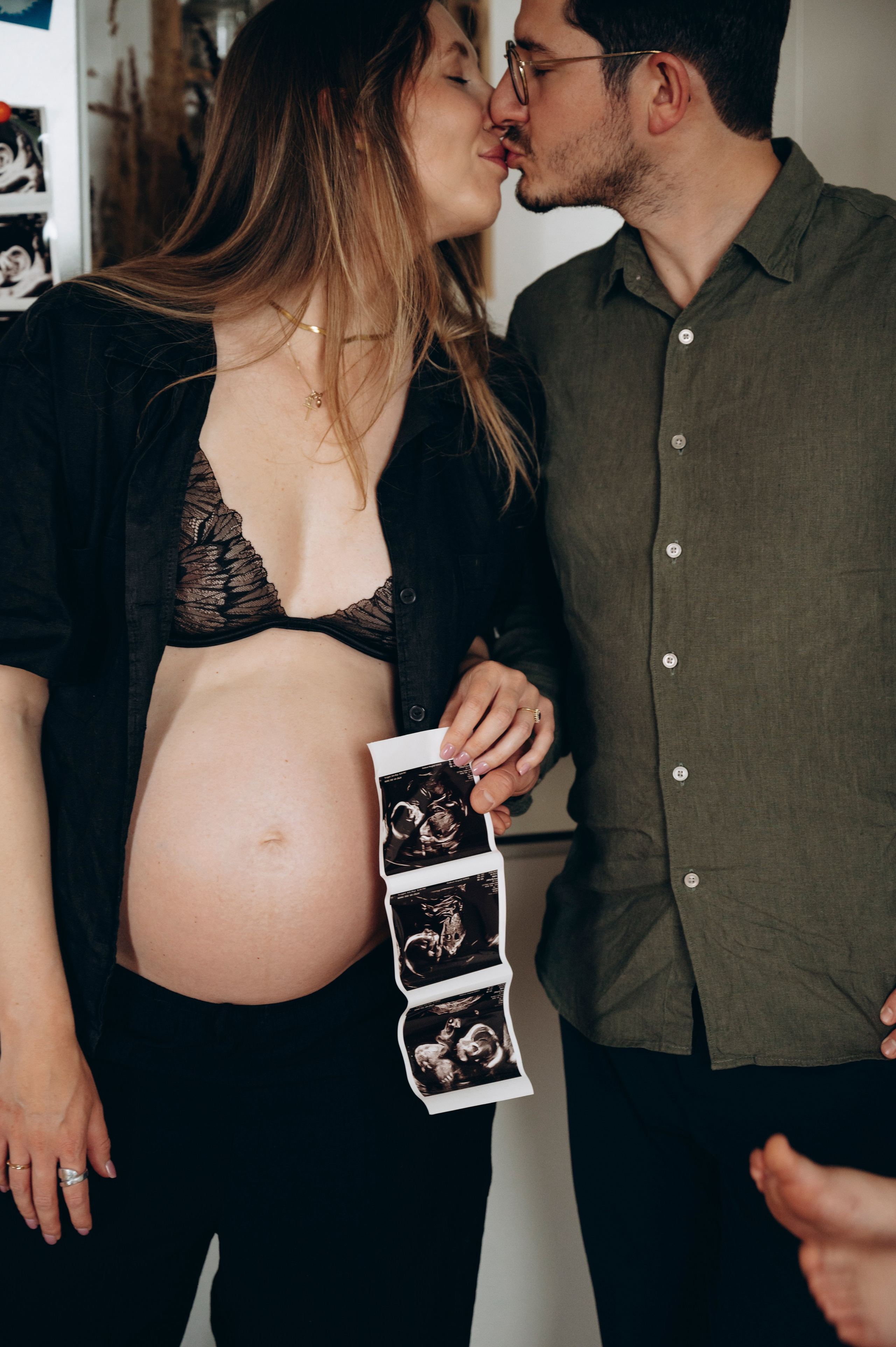 Julia -Pregnancy (in-home and Amager strand). Newborn, Family, Wedding photographer Copenhagen Anastasiia Sevriukova